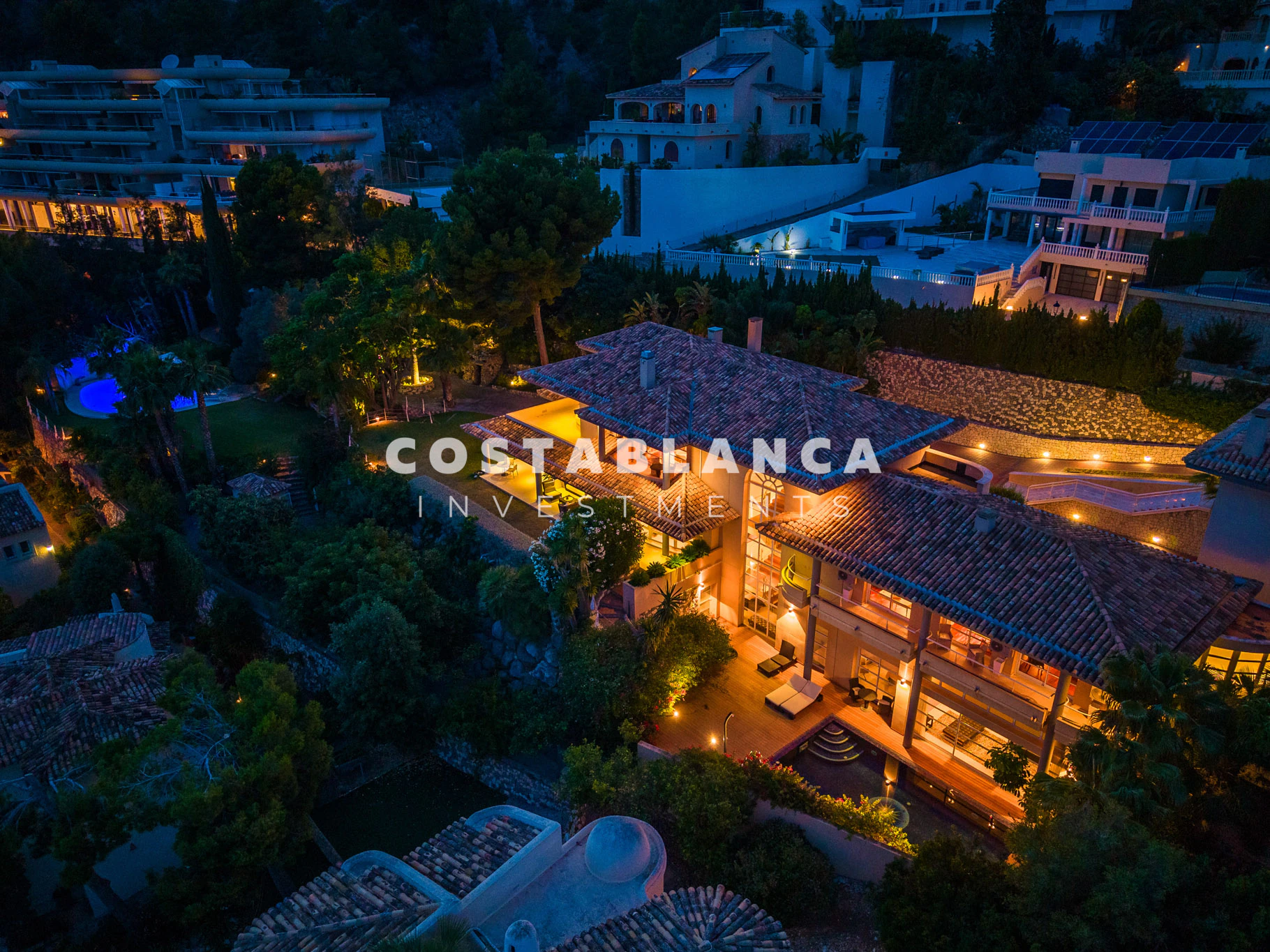 Einzigartige Villa mit außergewöhnlichem Meerblick zu verkaufen in Altea Hills