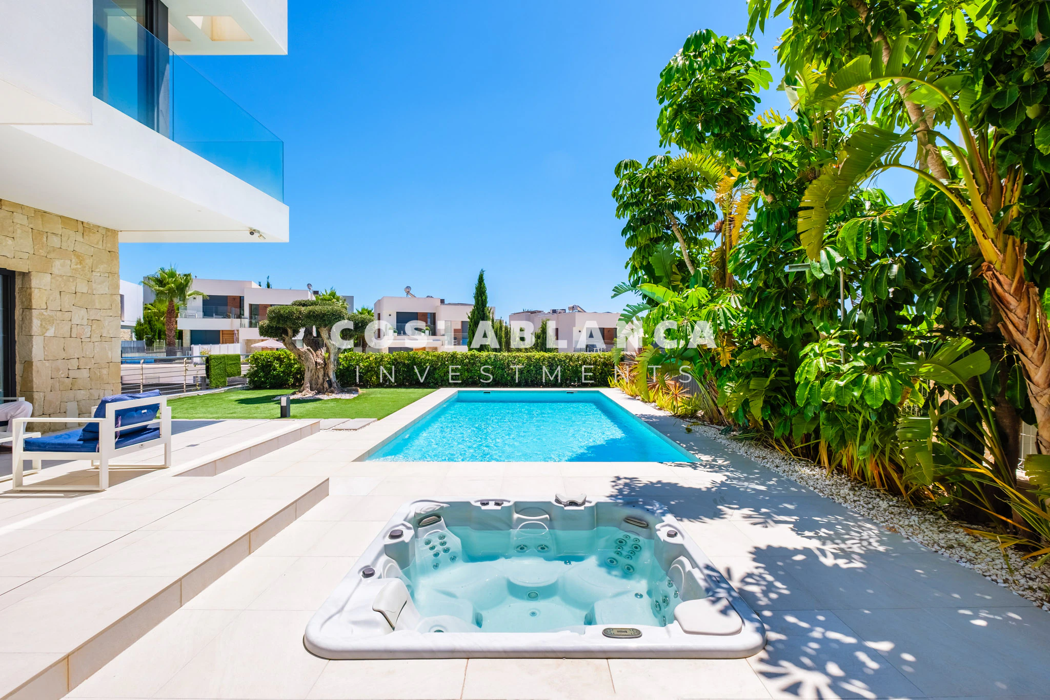 Modern Luxury Villa for sale In Finestrat