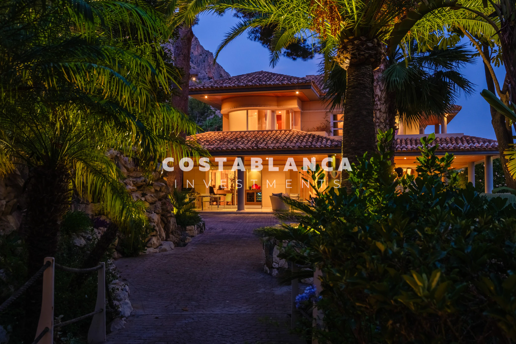Einzigartige Villa mit außergewöhnlichem Meerblick zu verkaufen in Altea Hills