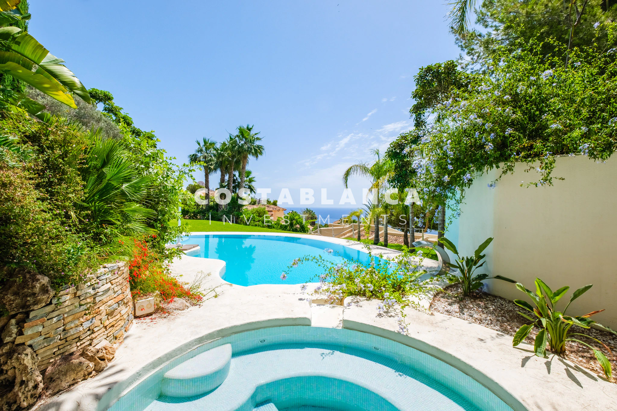 Einzigartige Villa mit außergewöhnlichem Meerblick zu verkaufen in Altea Hills