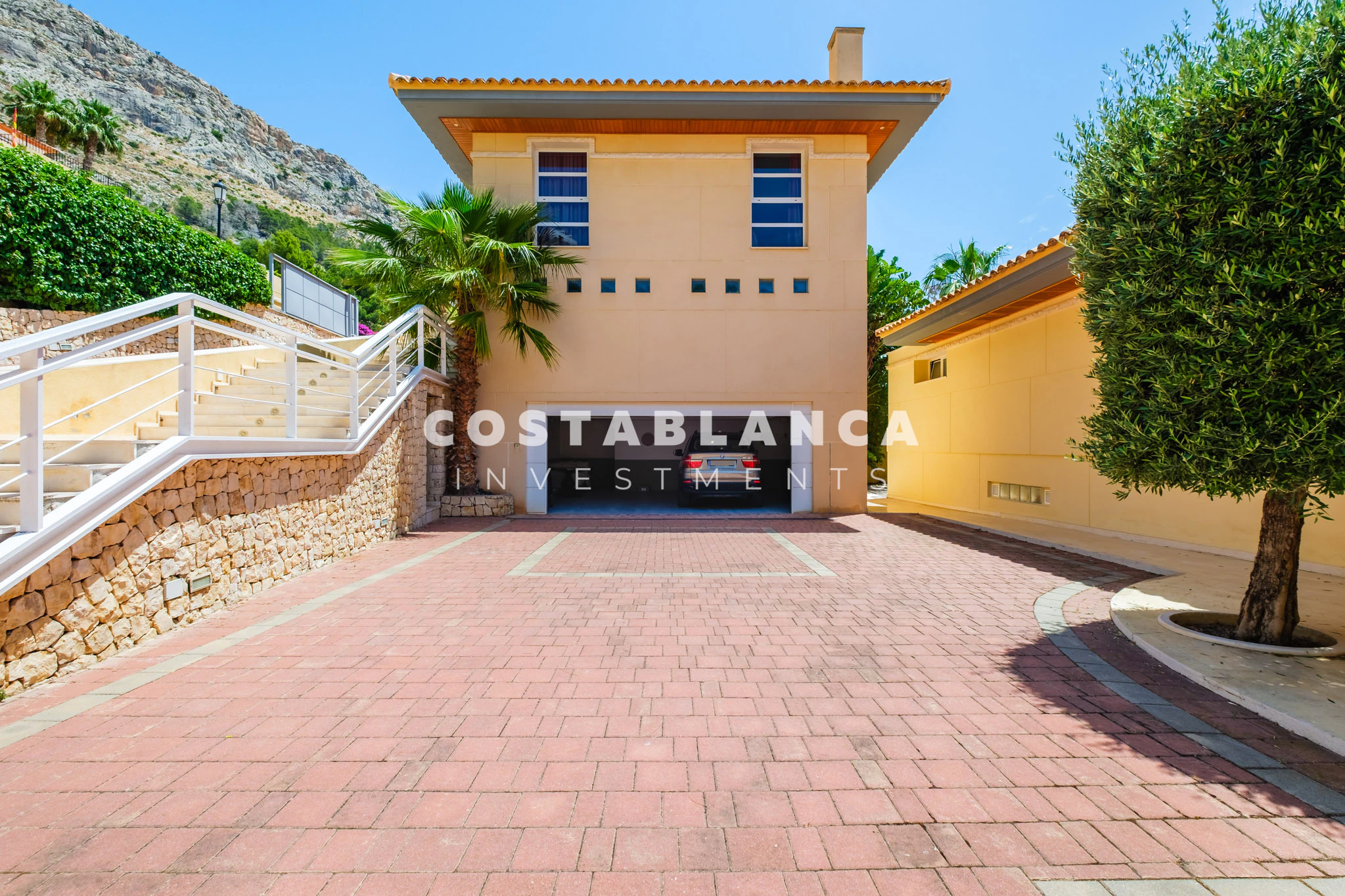 Einzigartige Villa mit außergewöhnlichem Meerblick zu verkaufen in Altea Hills