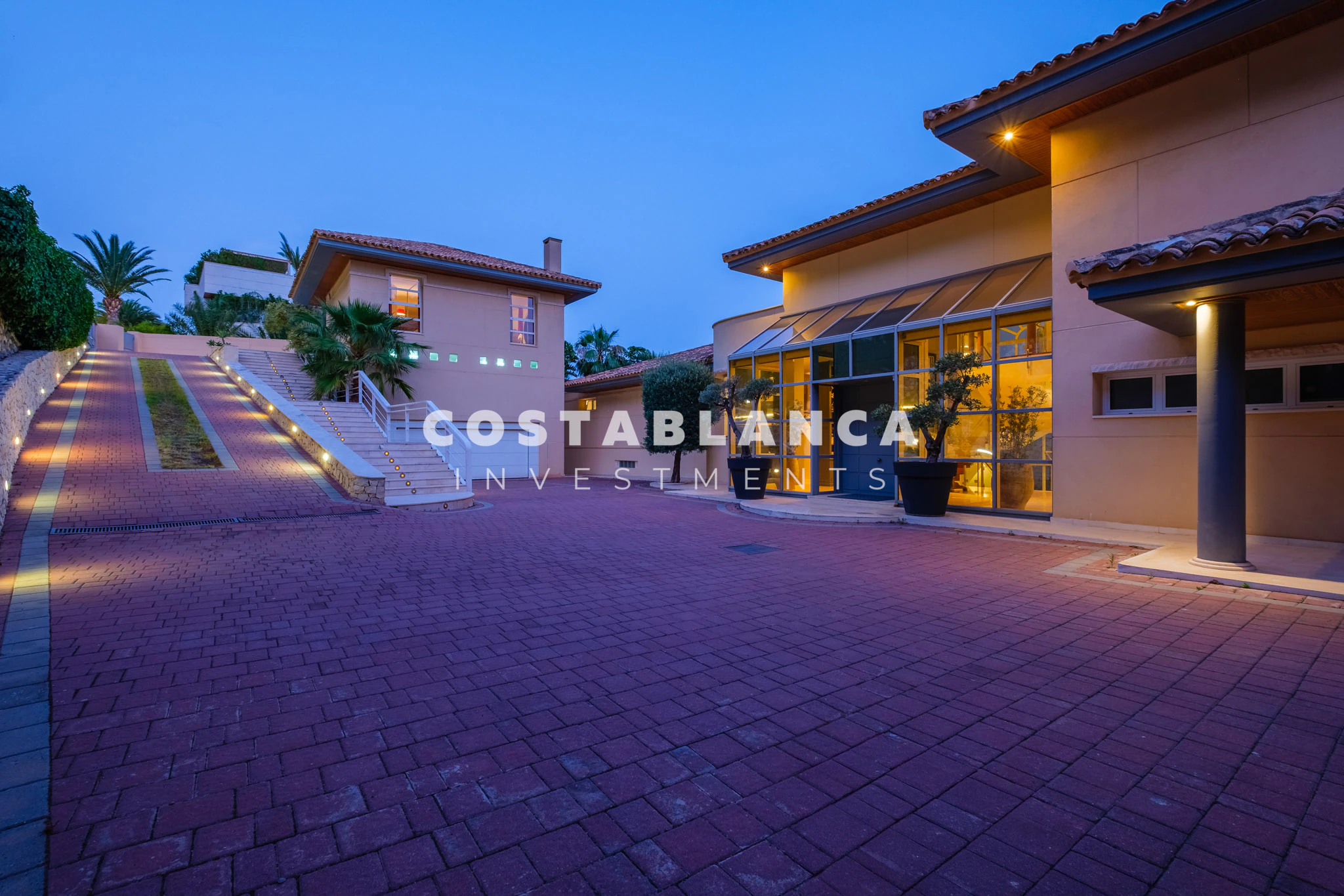 Einzigartige Villa mit außergewöhnlichem Meerblick zu verkaufen in Altea Hills