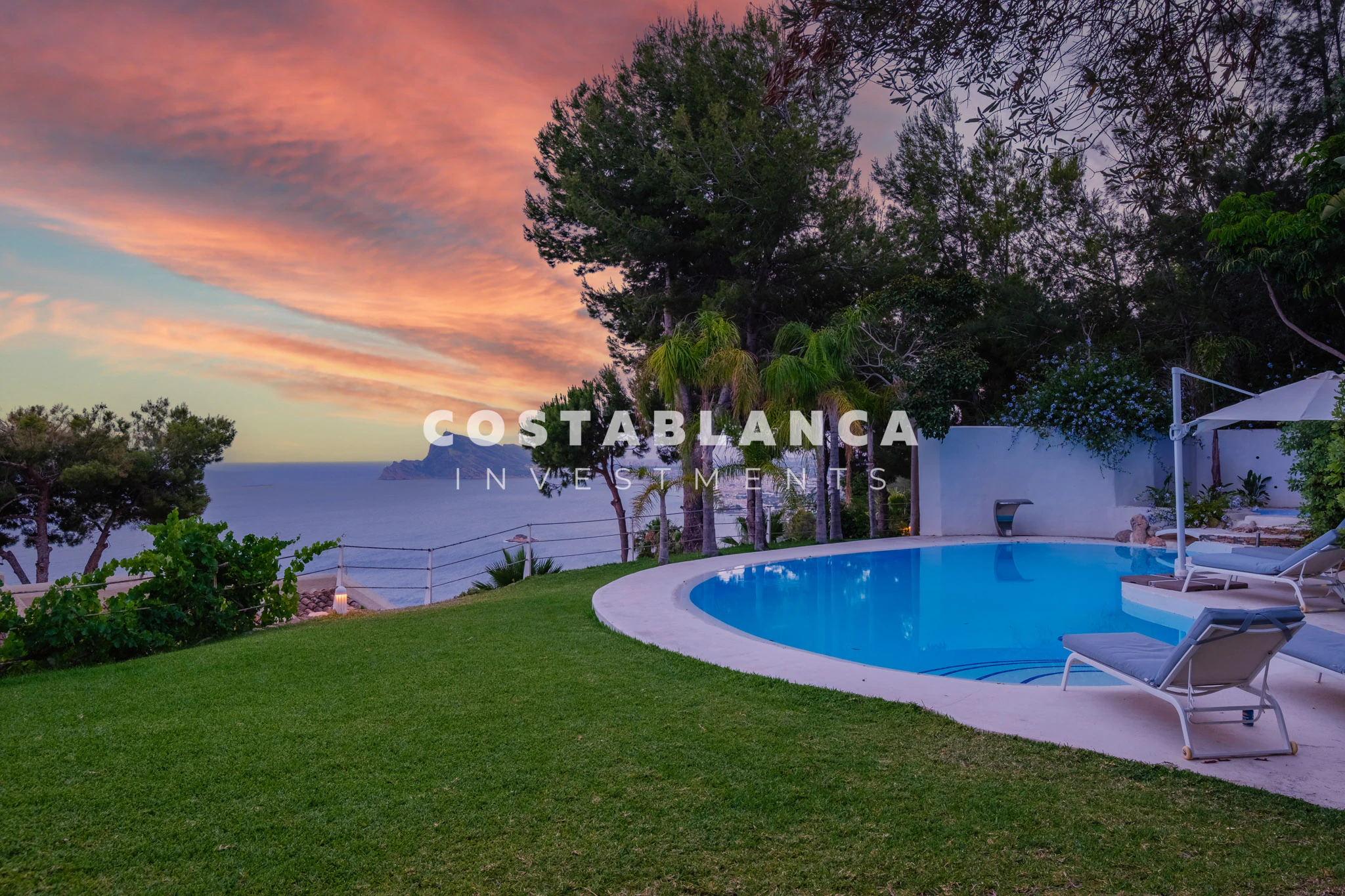 Einzigartige Villa mit außergewöhnlichem Meerblick zu verkaufen in Altea Hills