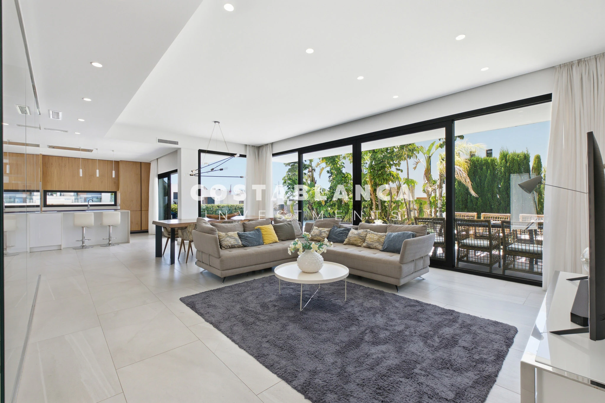 Modern Luxury Villa for sale In Finestrat