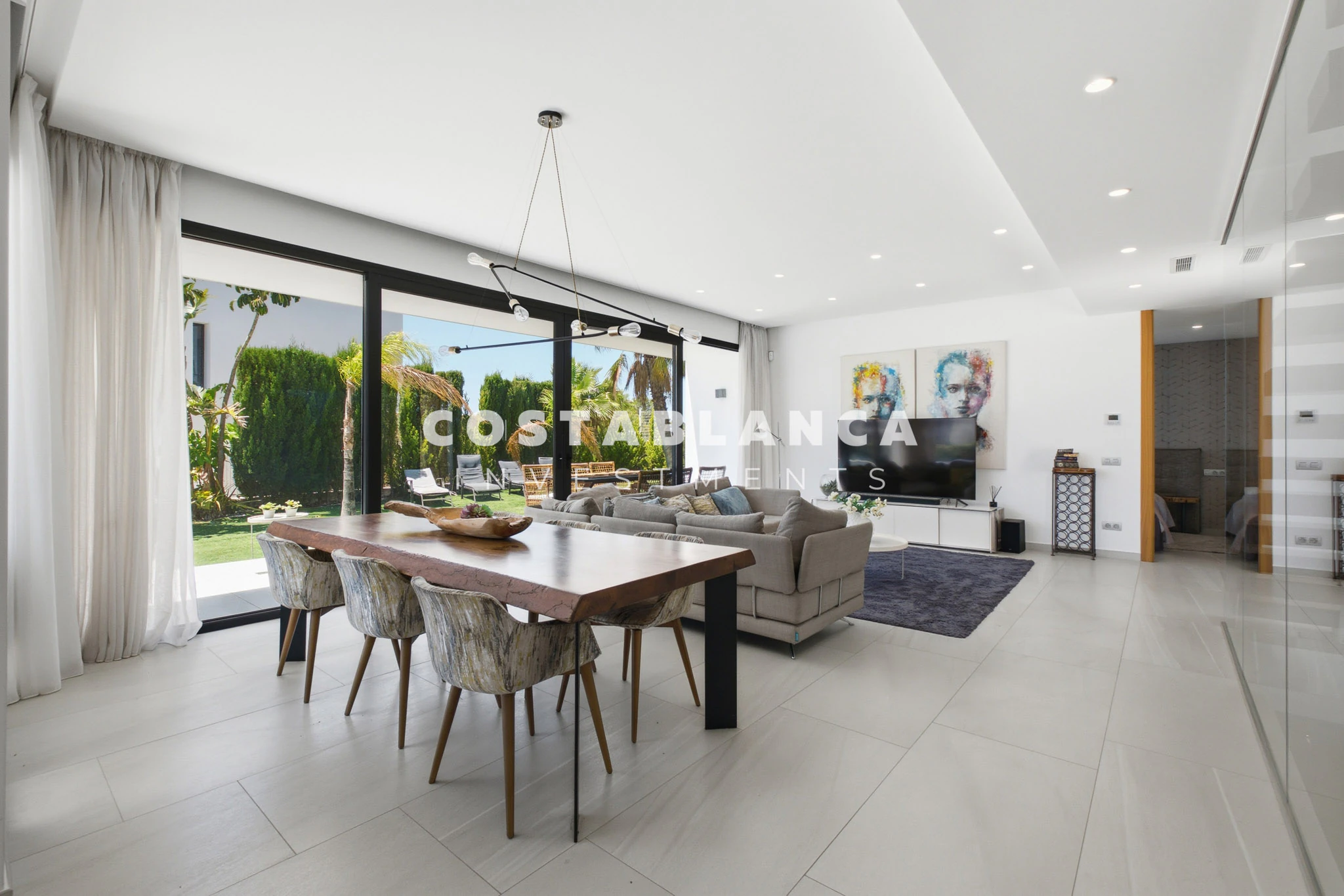 Modern Luxury Villa for sale In Finestrat