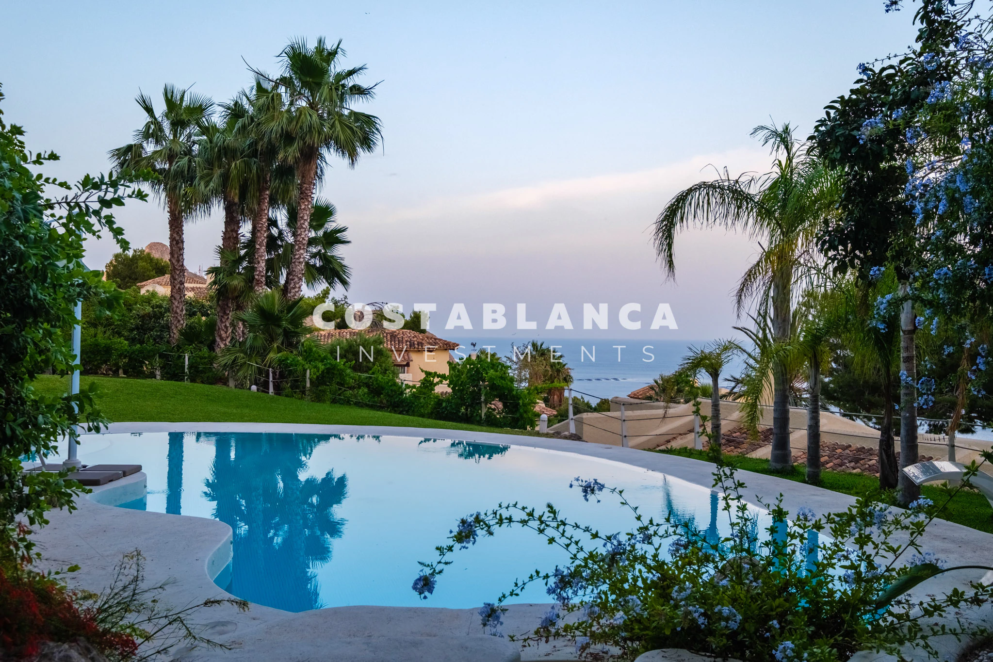 Einzigartige Villa mit außergewöhnlichem Meerblick zu verkaufen in Altea Hills