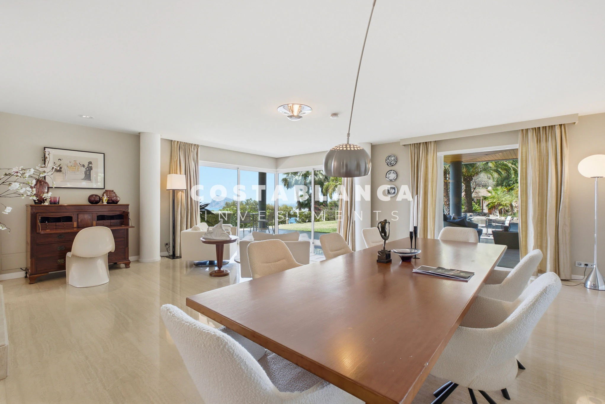 Einzigartige Villa mit außergewöhnlichem Meerblick zu verkaufen in Altea Hills