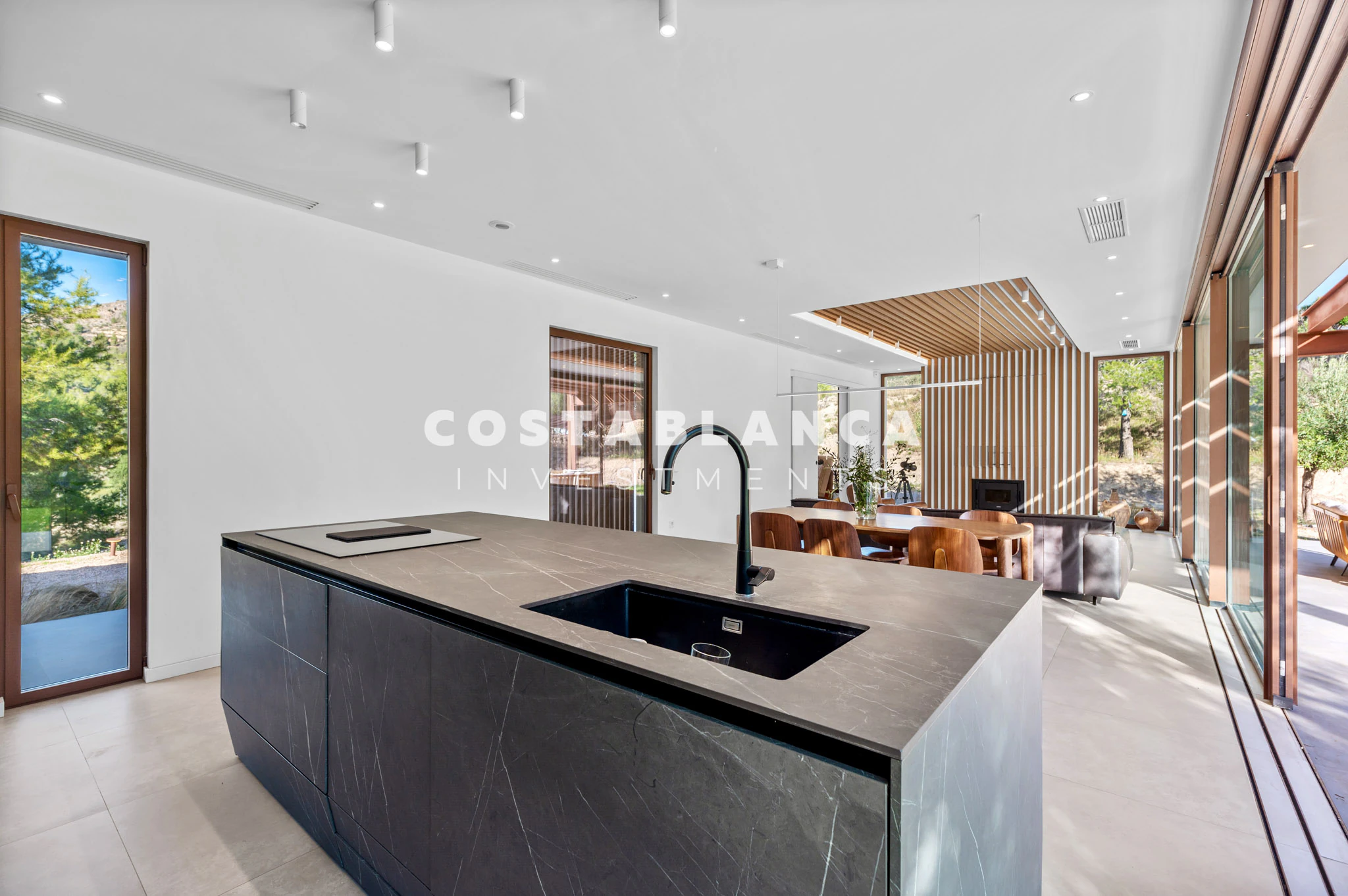 Luxury Modern Finca with Privacy and Nature