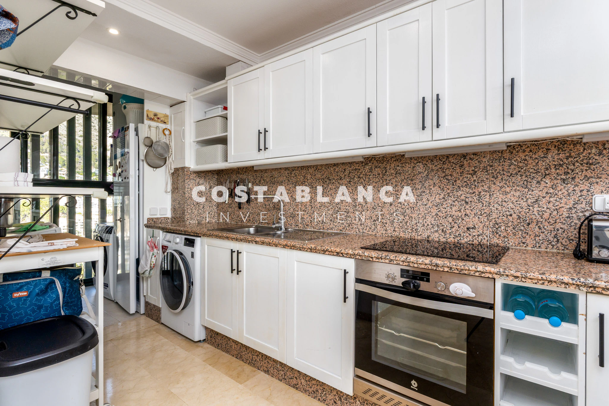 Spacious Penthouse with Stunning Sea and Mountain Views for sale in Sierra de Altea