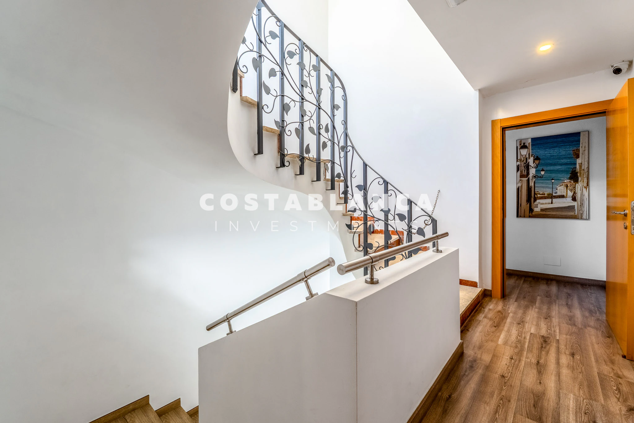 Hôtel-boutique avec vue sur la mer et permis de construire au cœur d'Alfàs del Pi