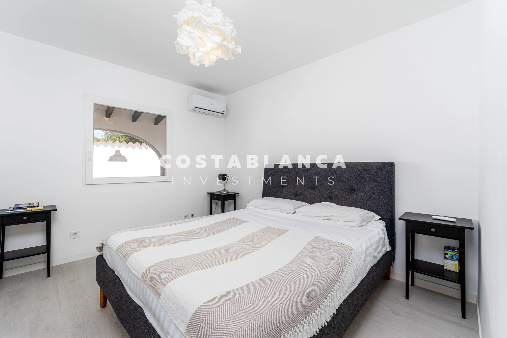 Moderne mediterrane Villa zum Verkauf in Calpe mit Aussicht