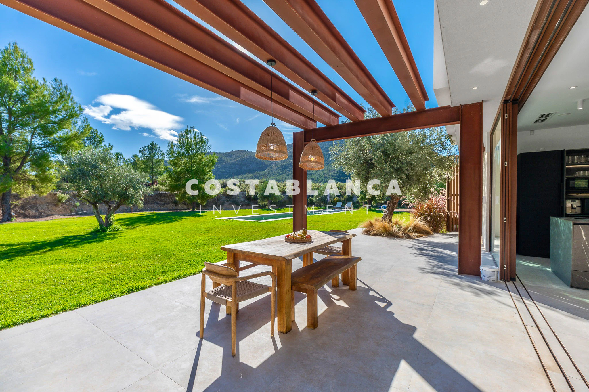 Luxury Modern Finca with Privacy and Nature