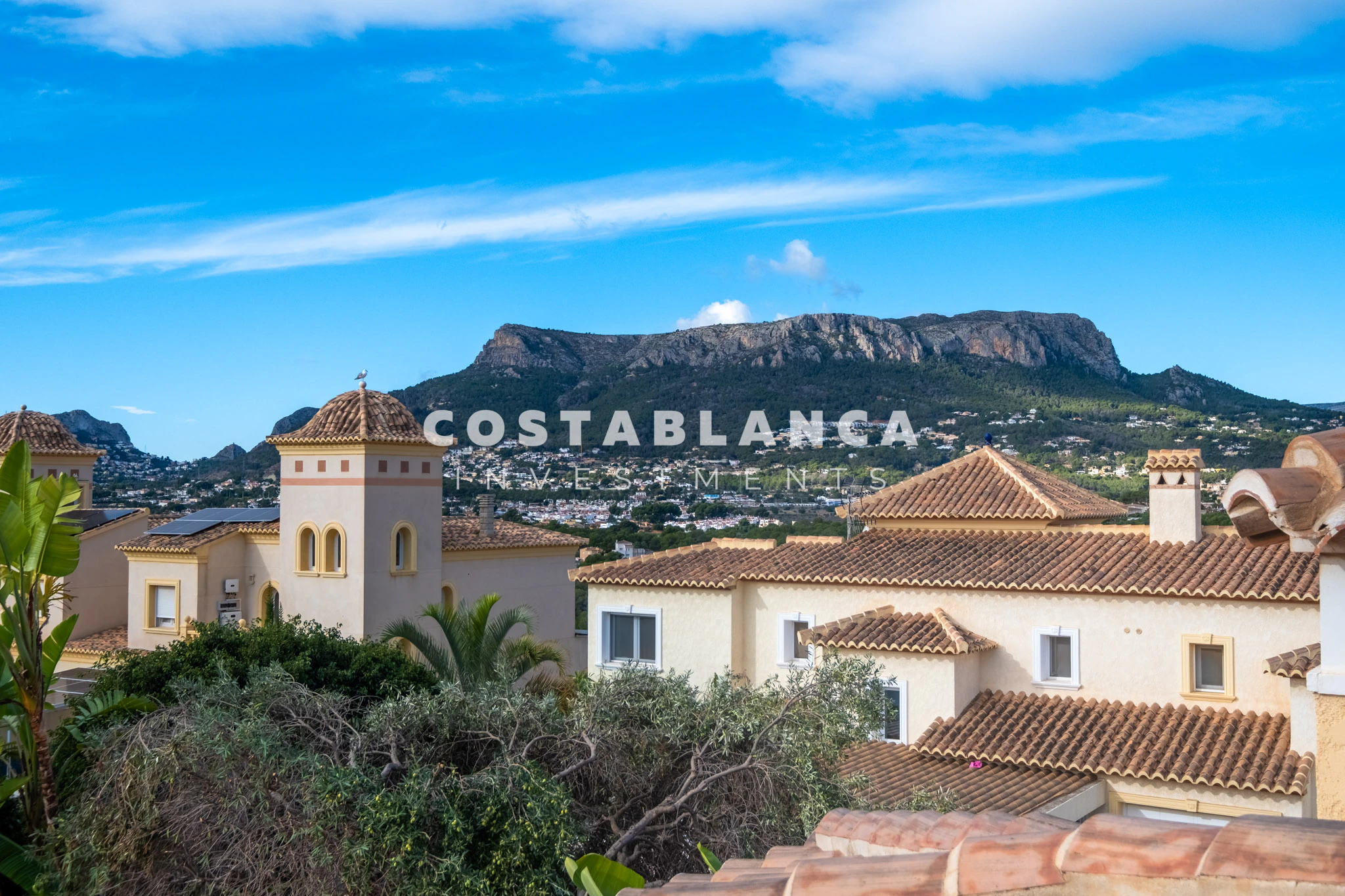 Moderne Villa in der Nähe von Stränden und Annehmlichkeiten zu verkaufen in Calpe