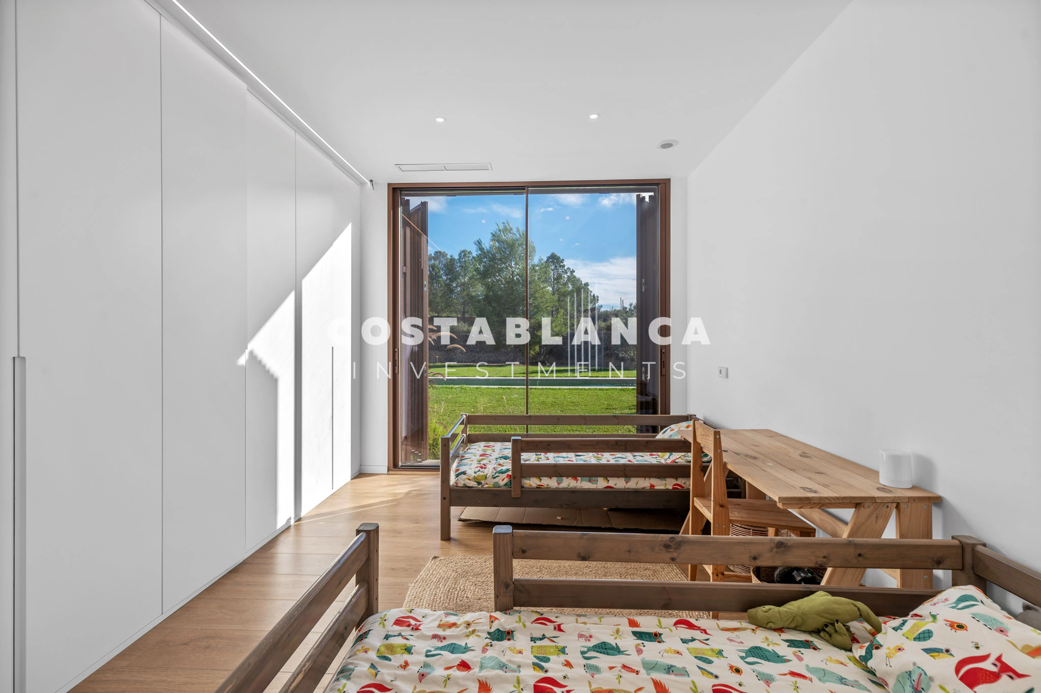 Luxury Modern Finca with Privacy and Nature