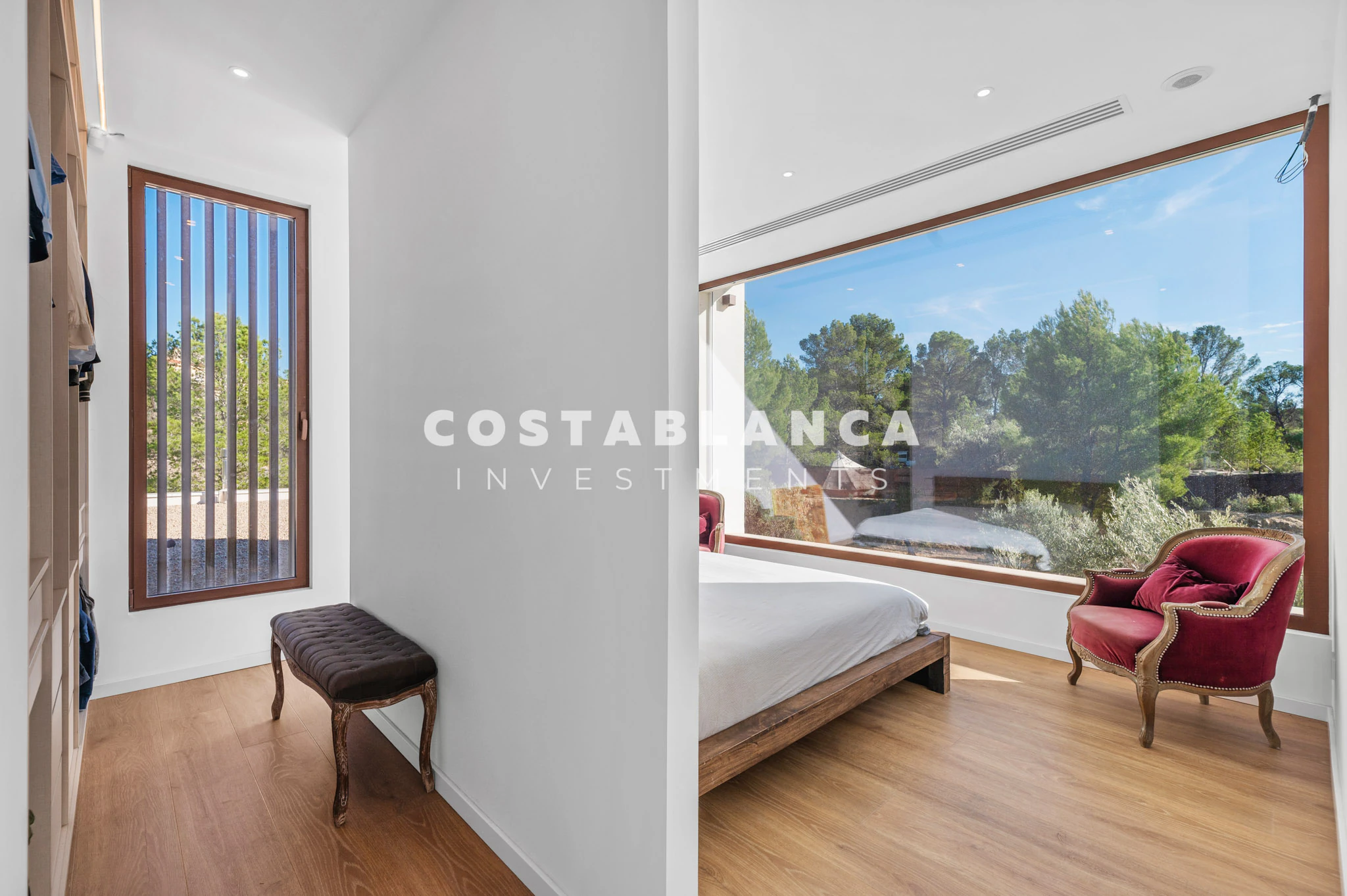 Luxury Modern Finca with Privacy and Nature