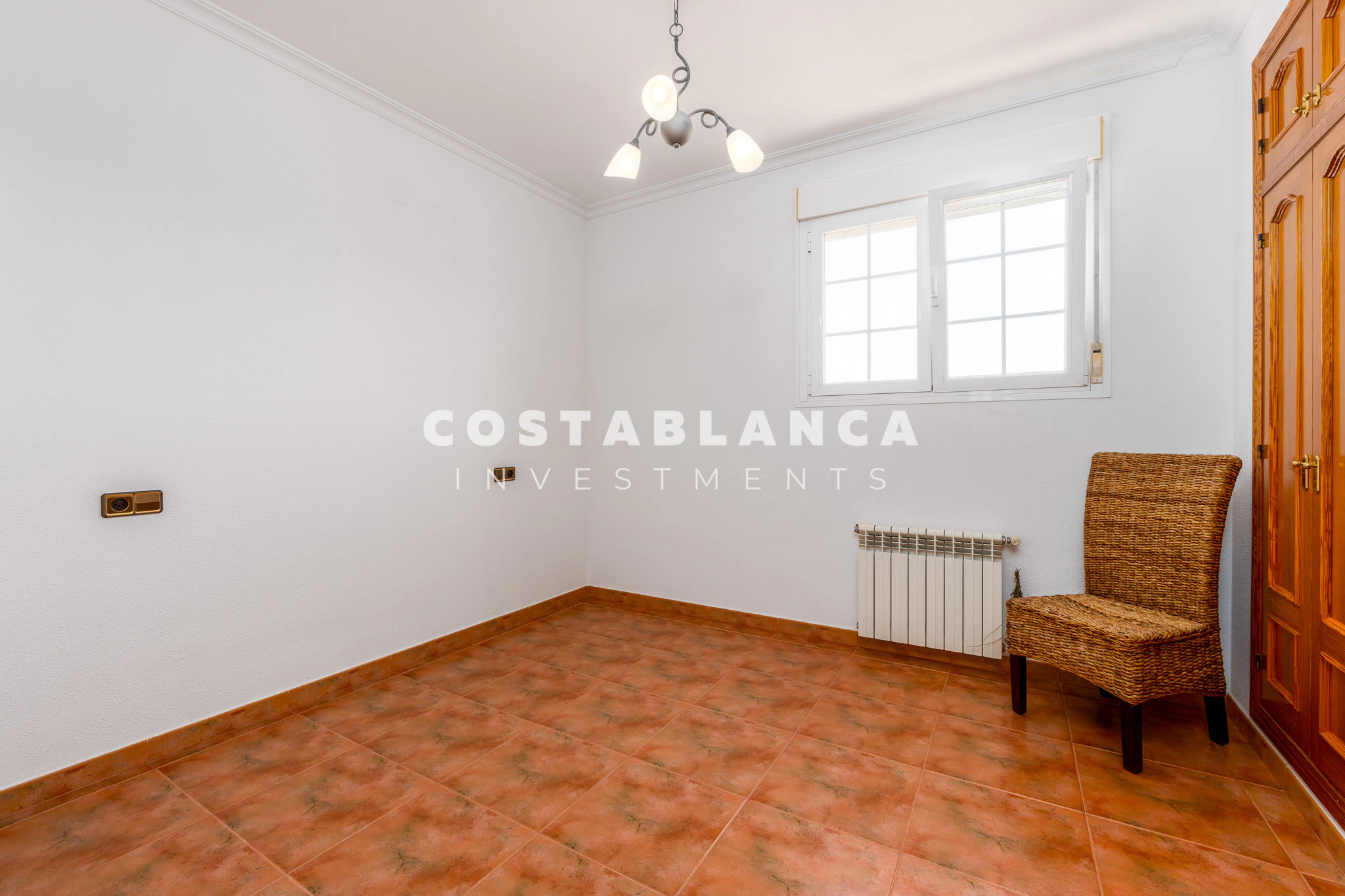 Beautiful Villa in Calpe with Large Garden, Pool, and Sea Views
