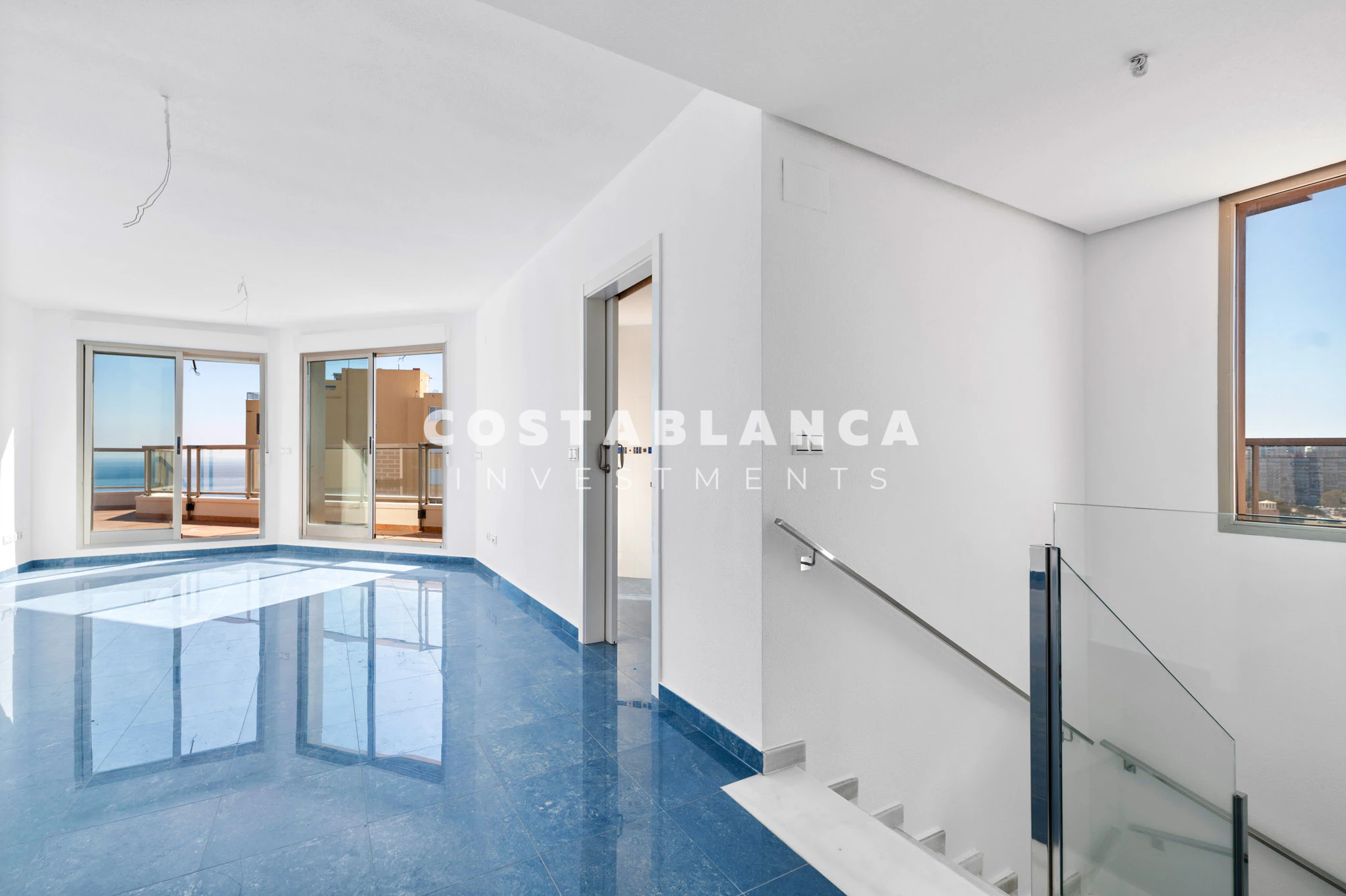 Duplex for Sale in Calpe With Beautiful Sea Views