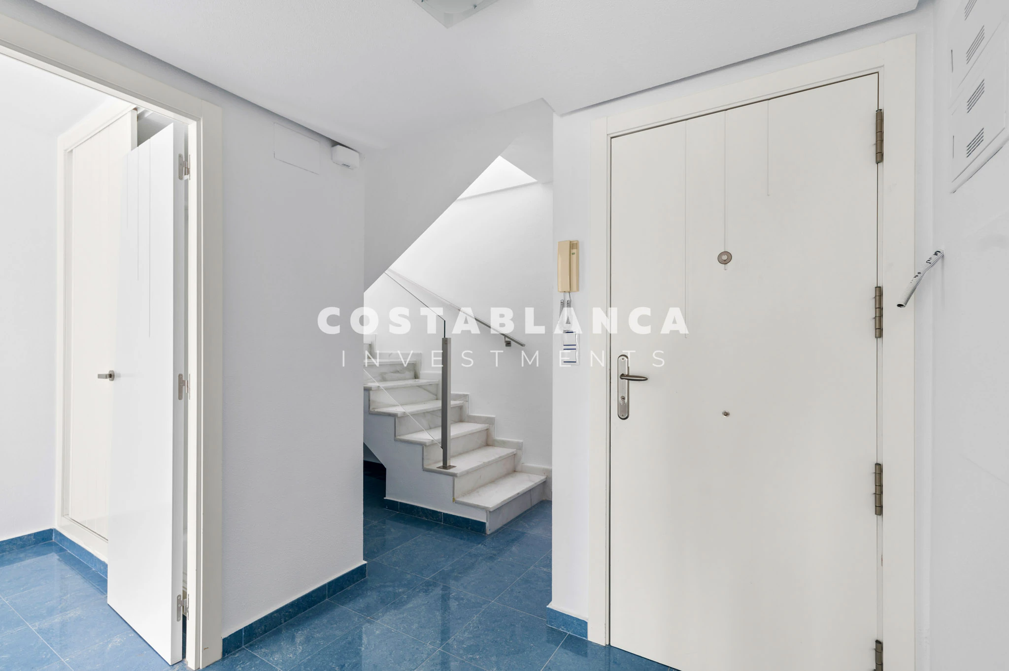 Duplex for Sale in Calpe With Beautiful Sea Views