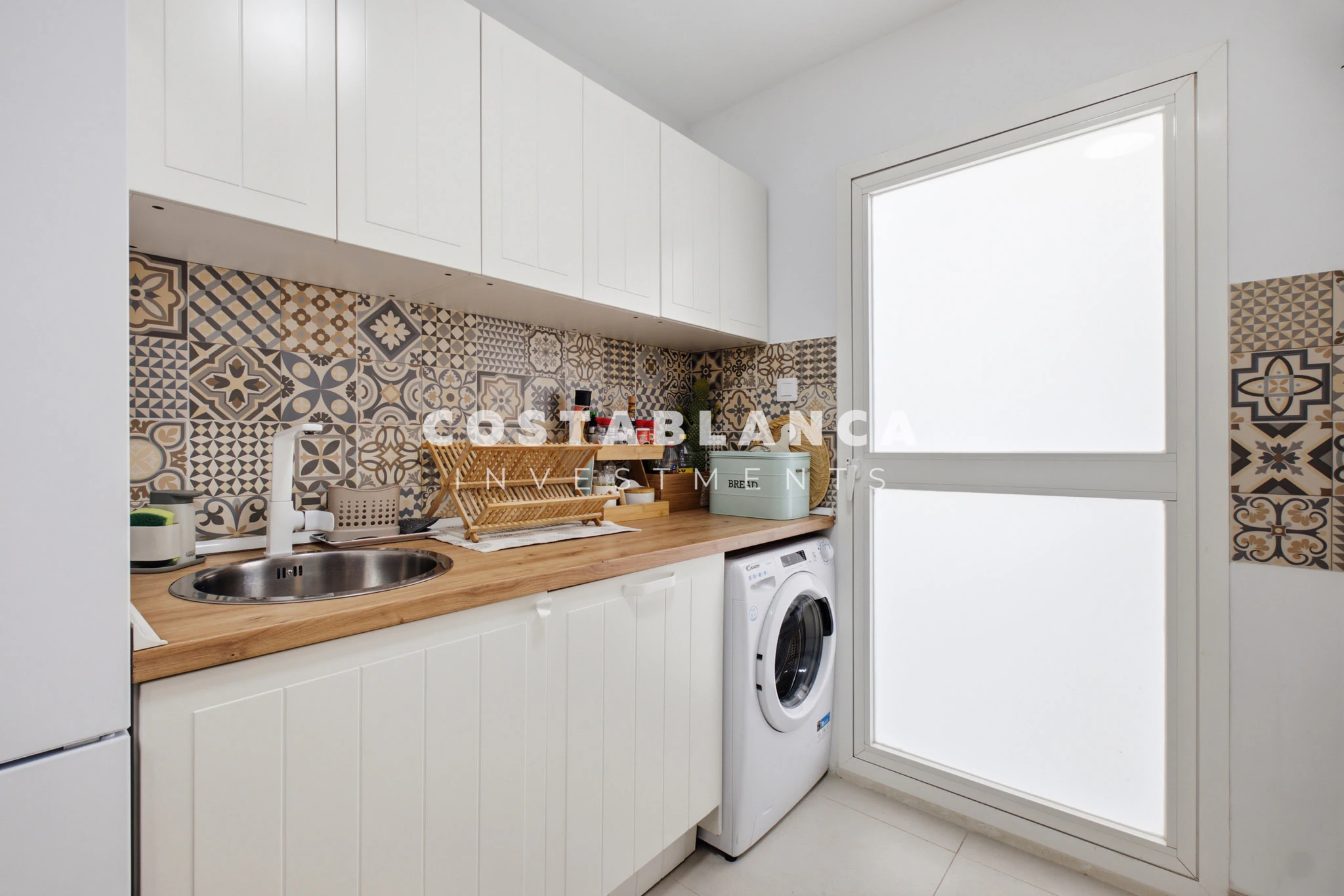 Amplio apartamento de 2 habitaciones en alquiler en Altea.