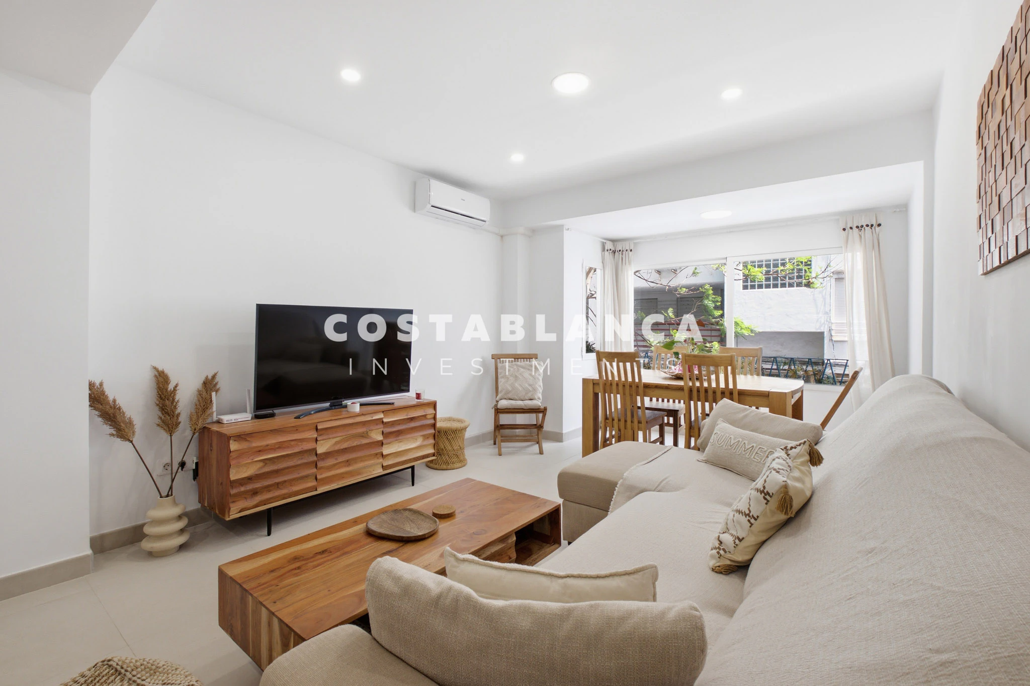 Amplio apartamento de 2 habitaciones en alquiler en Altea.