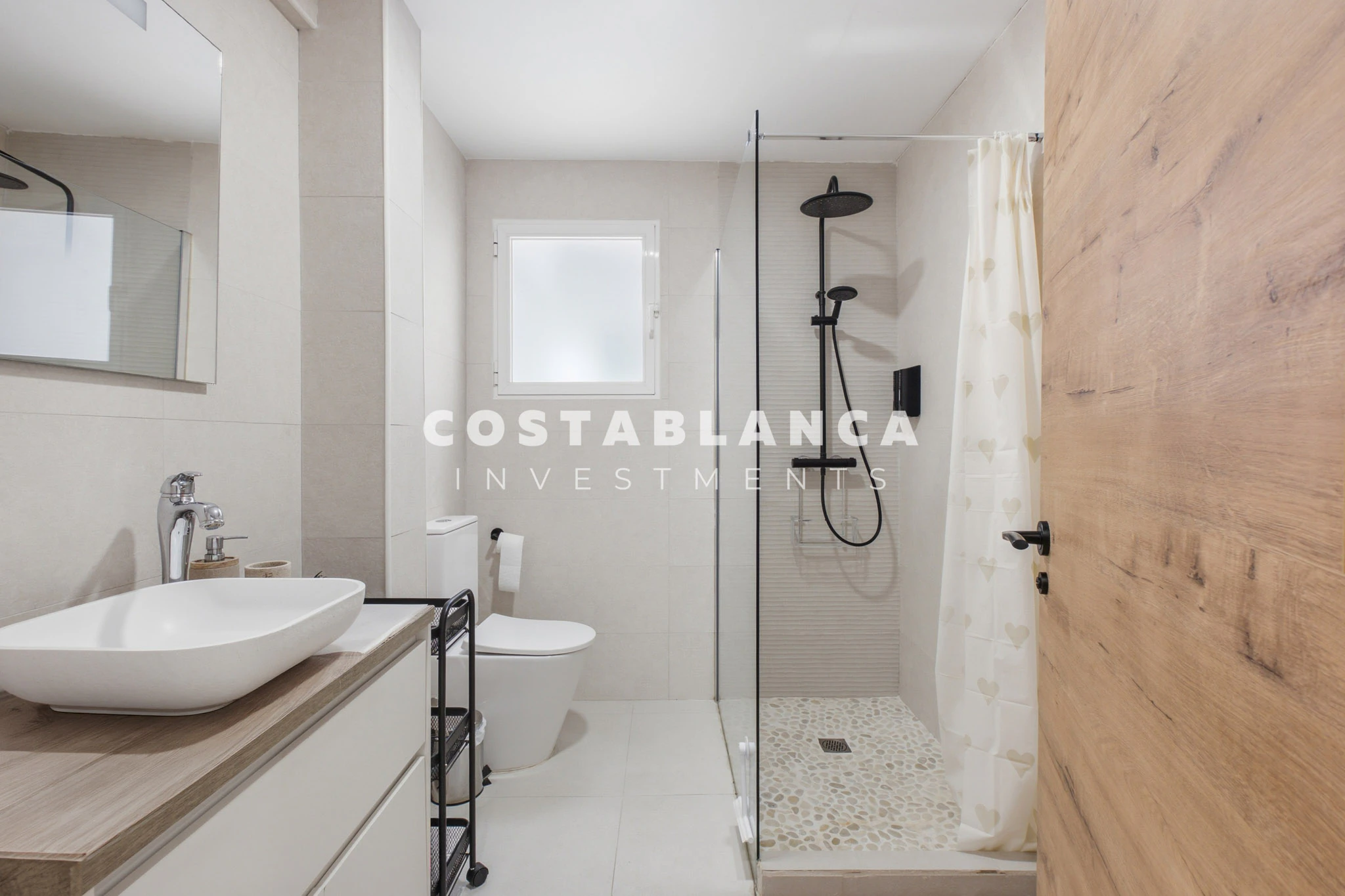 Amplio apartamento de 2 habitaciones en alquiler en Altea.