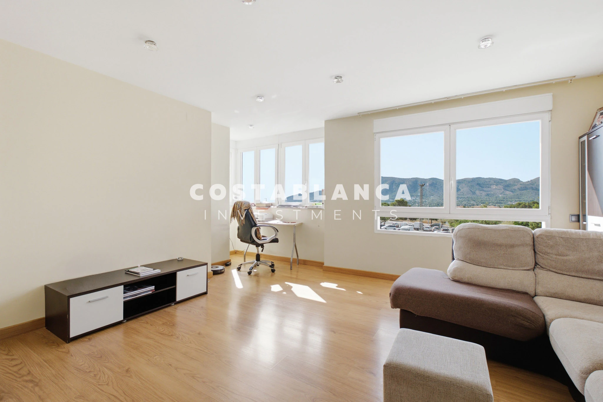 Spacious Apartment for Sale in Alfaz del Pi