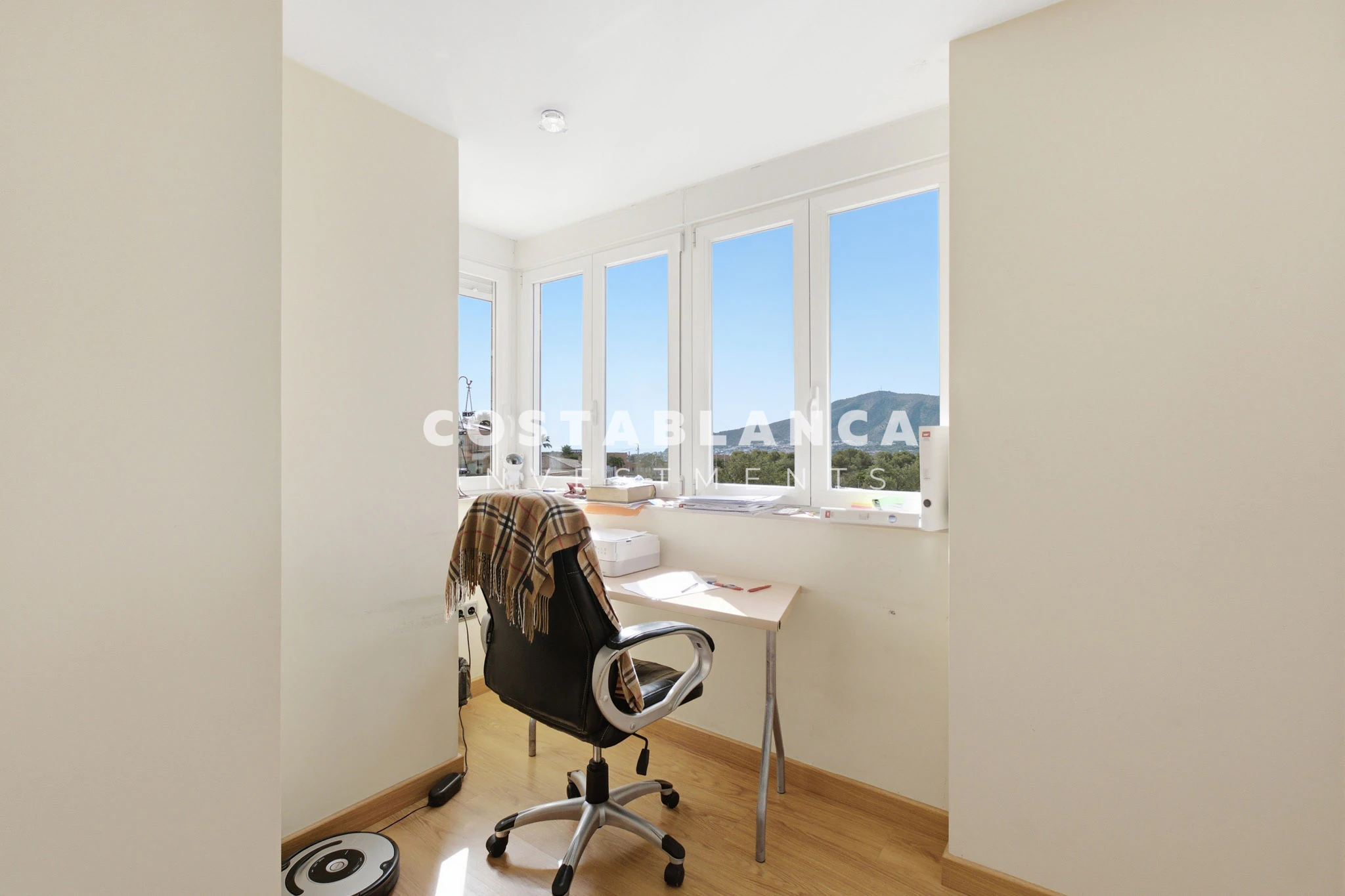 Spacious Apartment for Sale in Alfaz del Pi