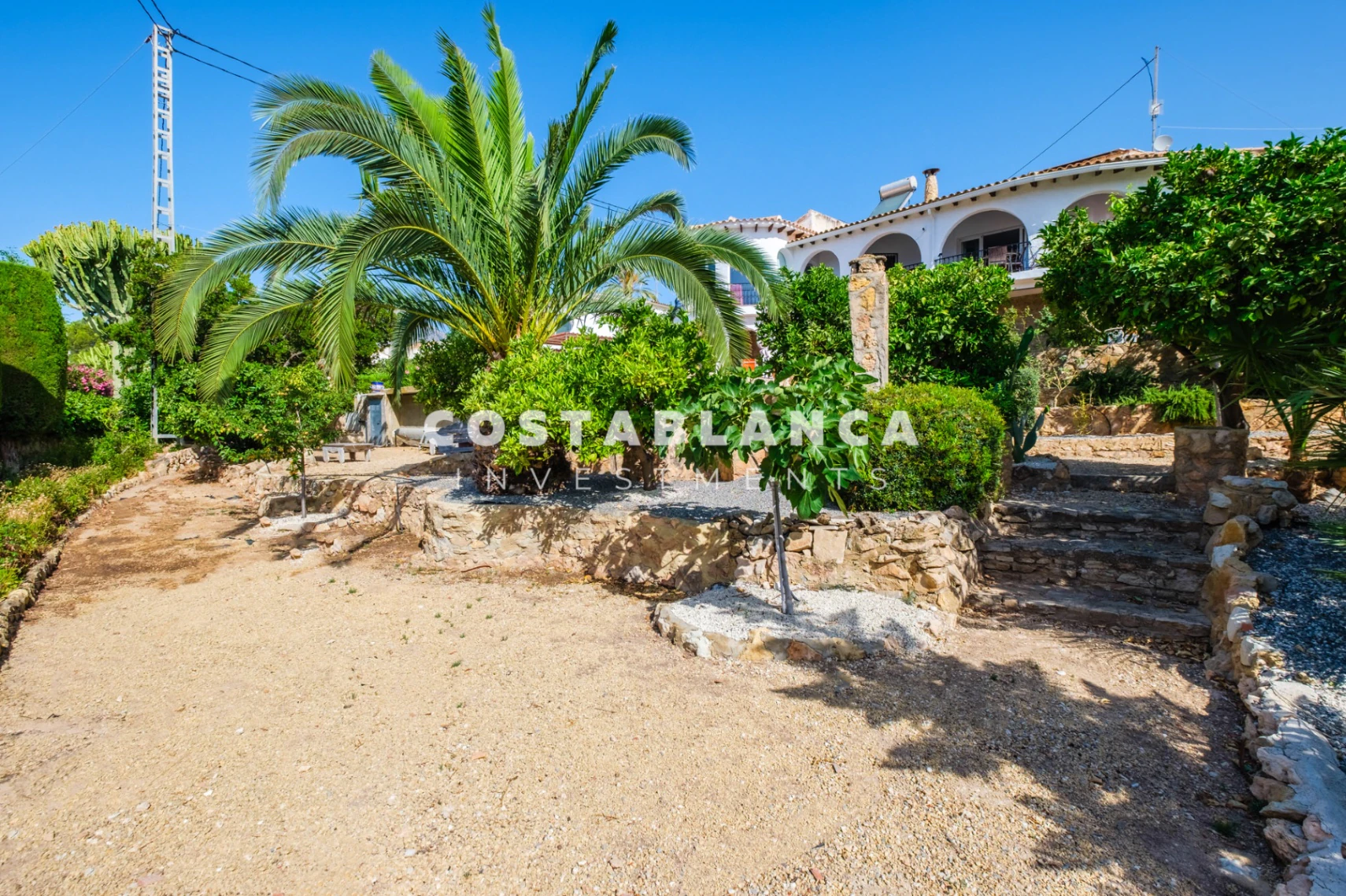 Beautiful Sea View Villa with Saltwater Pool for Sale in Alfaz Del Pi