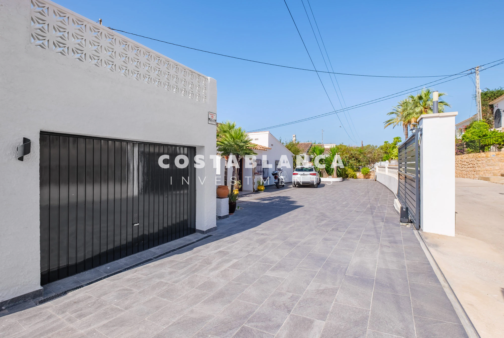 Beautiful Sea View Villa with Saltwater Pool for Sale in Alfaz Del Pi