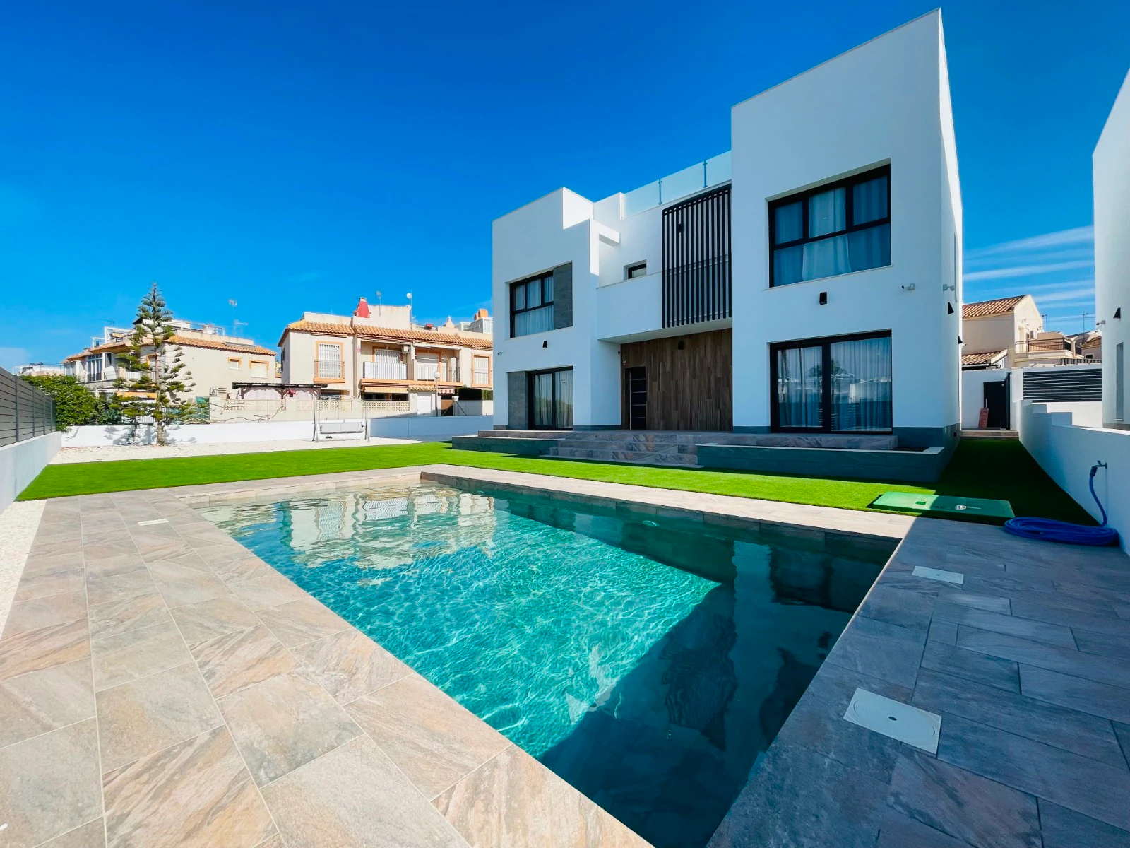 Villa for sale in Torrevieja