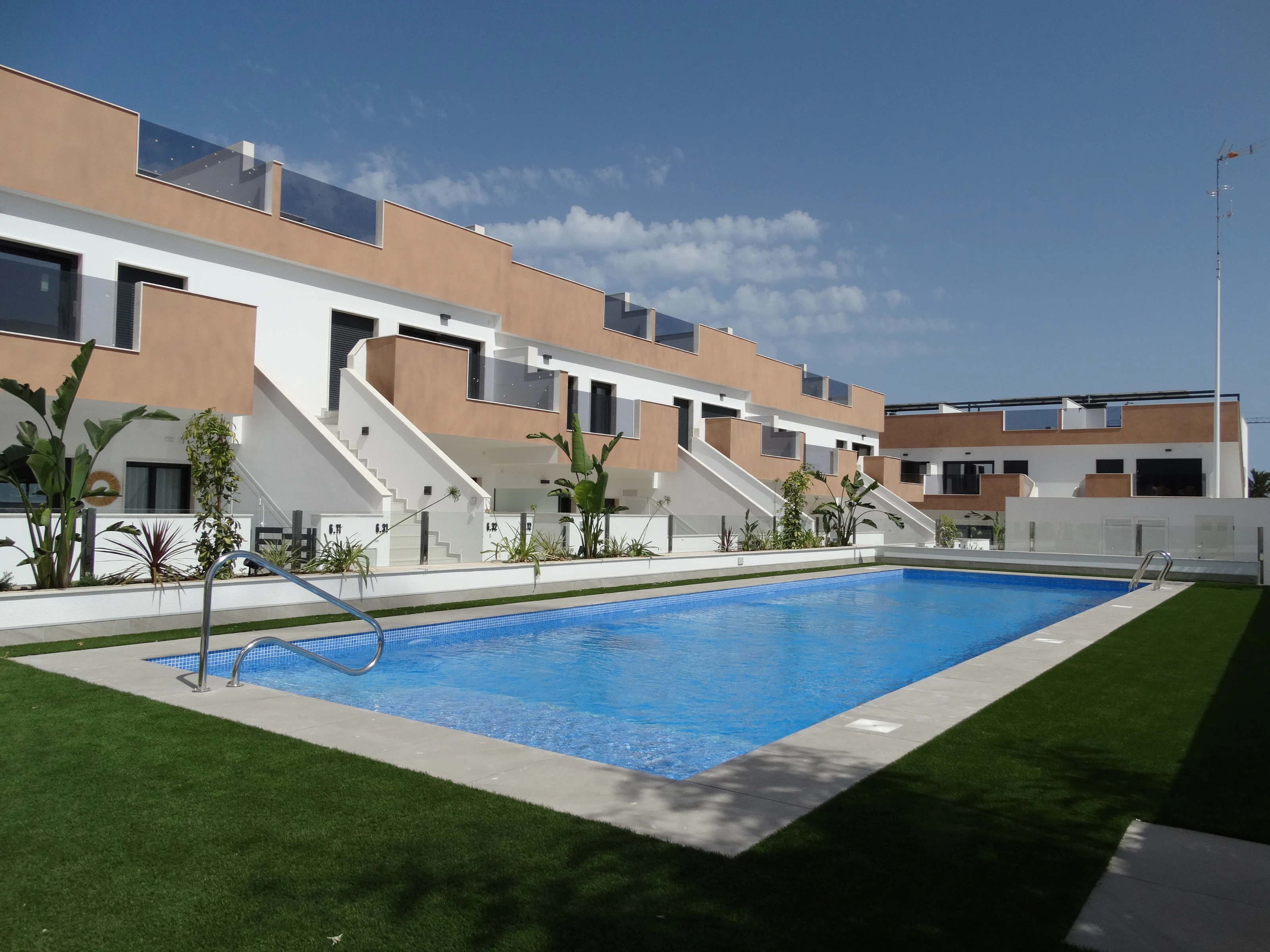 low-bungalow à la vente à Pilar De La Horadada