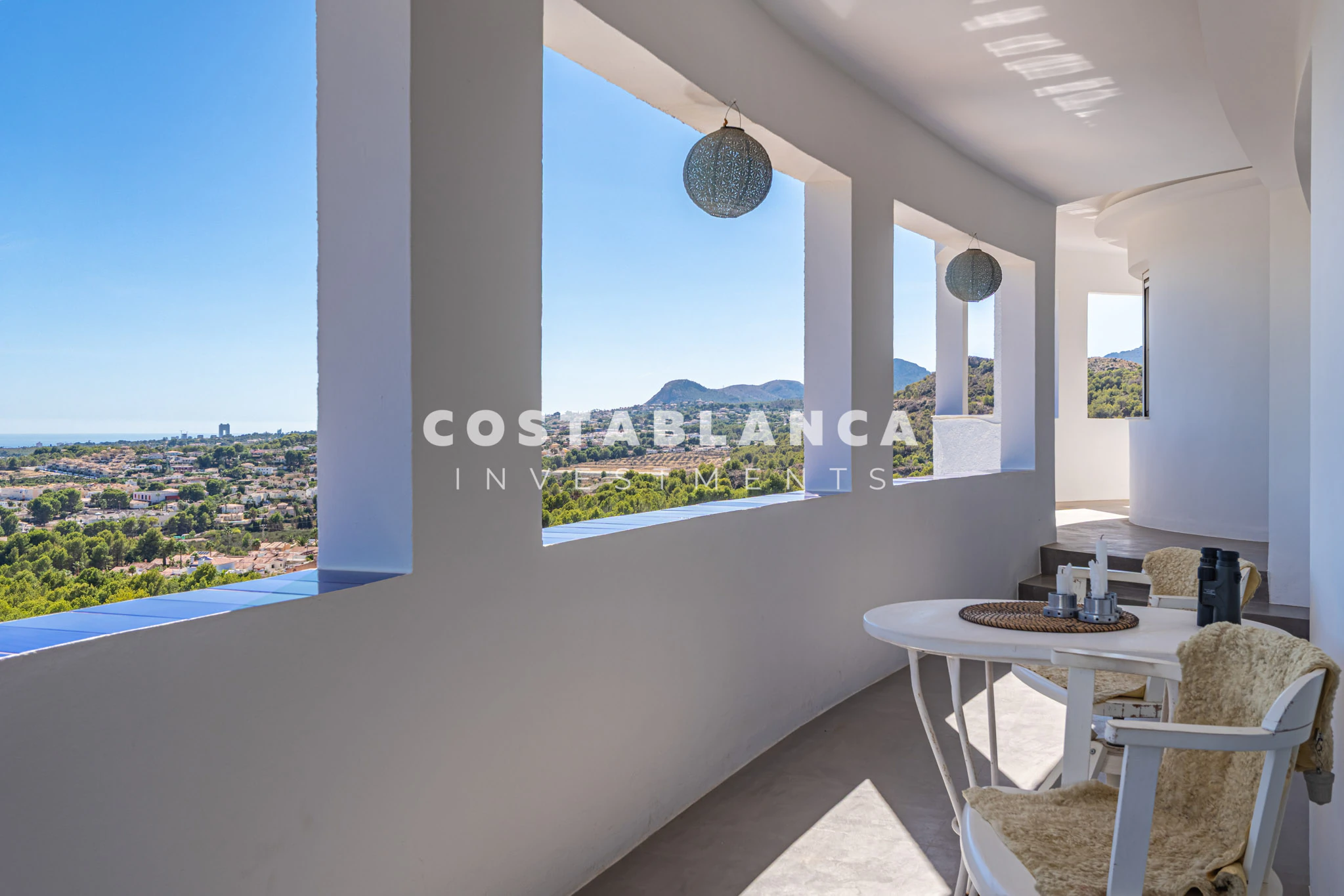 Einzigartige Villa mit atemberaubendem Meerblick zum Verkauf in Cautivador, Alfàs del Pi