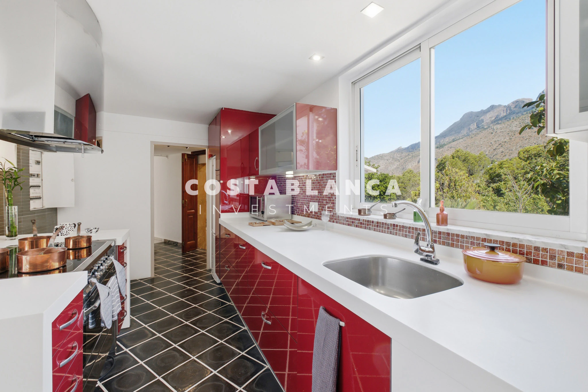 Luxury Sea View Villa with Independent Guest House  for Sale in Altea