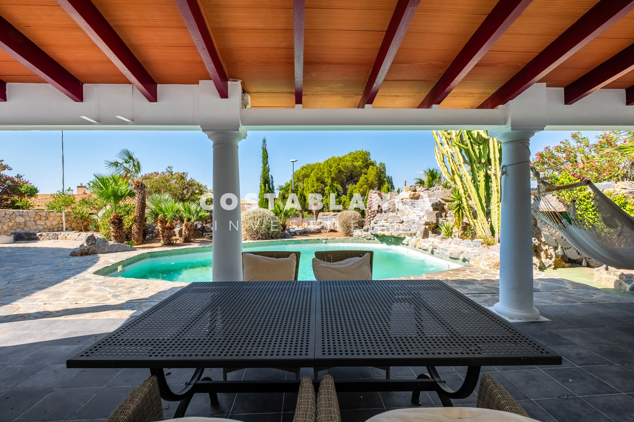 Luxury Sea View Villa with Independent Guest House  for Sale in Altea