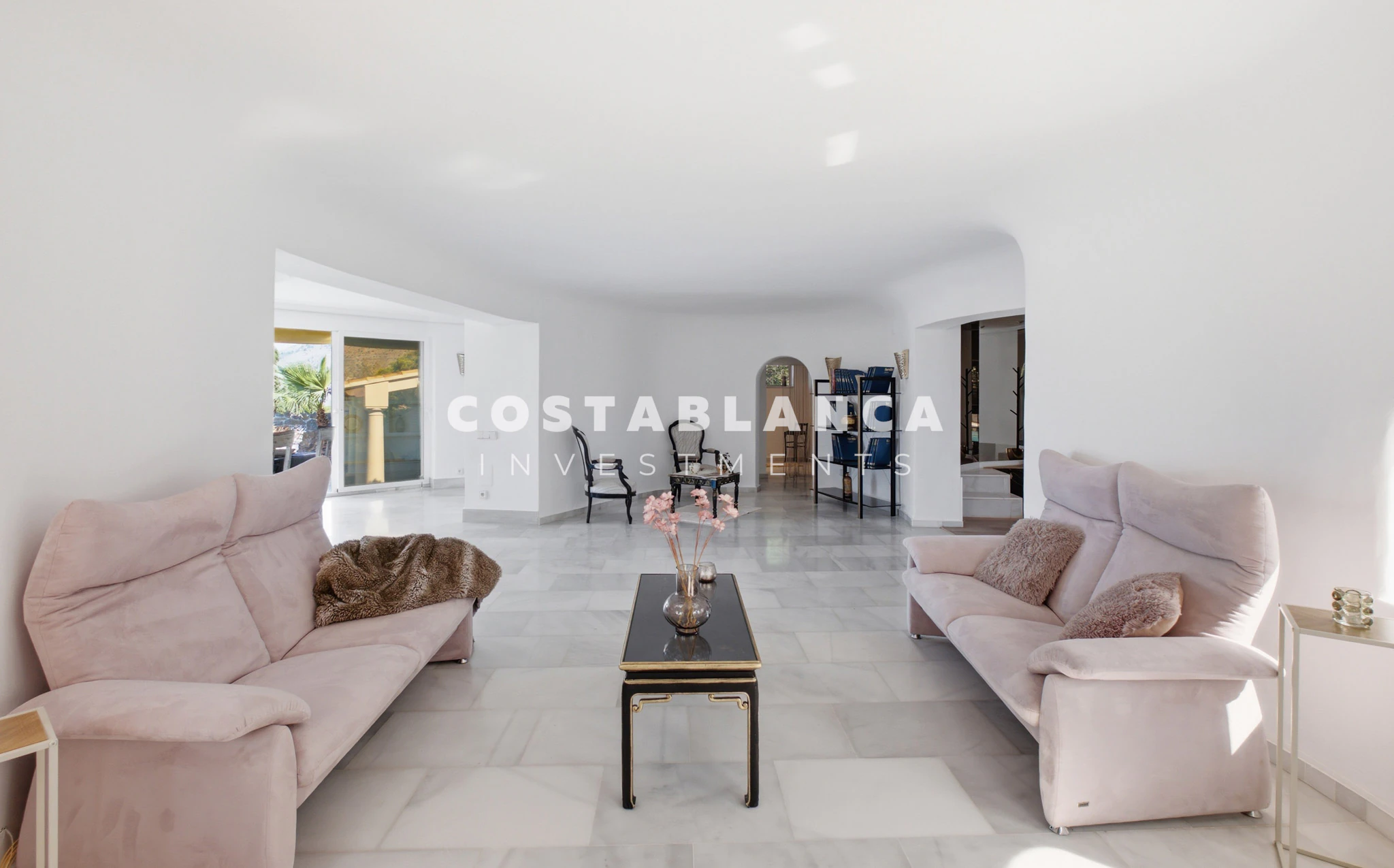 Luxury Sea View Villa with Independent Guest House  for Sale in Altea