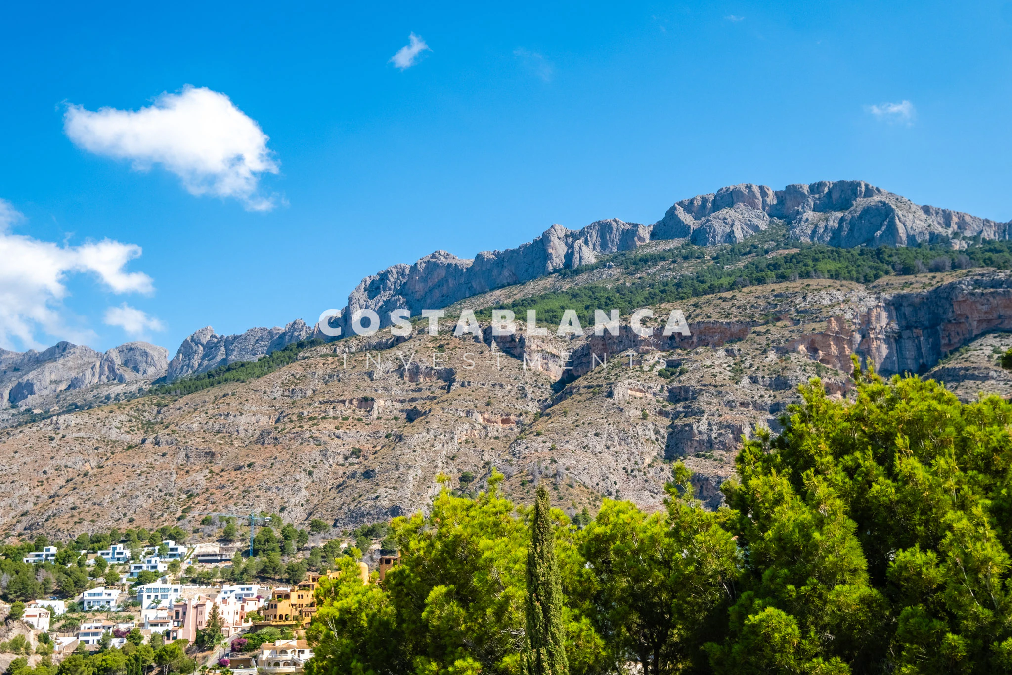 Luxury Sea View Villa with Independent Guest House  for Sale in Altea