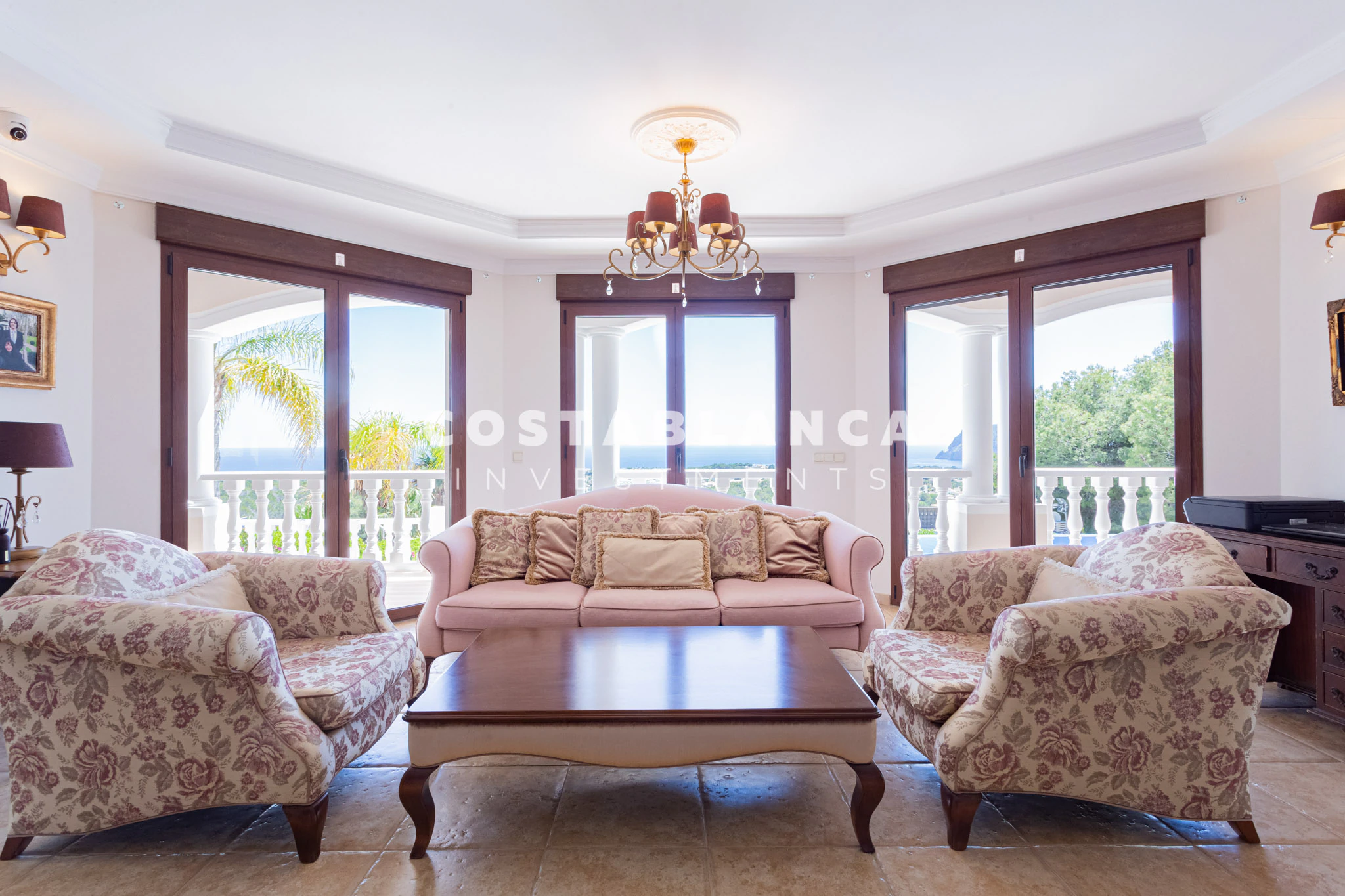 Amazing Villa with Seaviews for Sale in Calpe