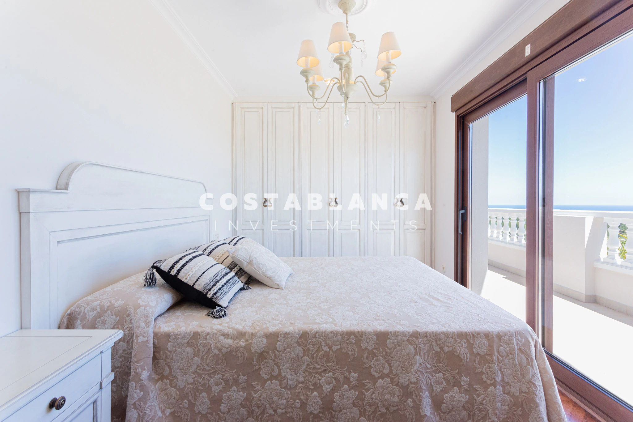 Amazing Villa with Seaviews for Sale in Calpe