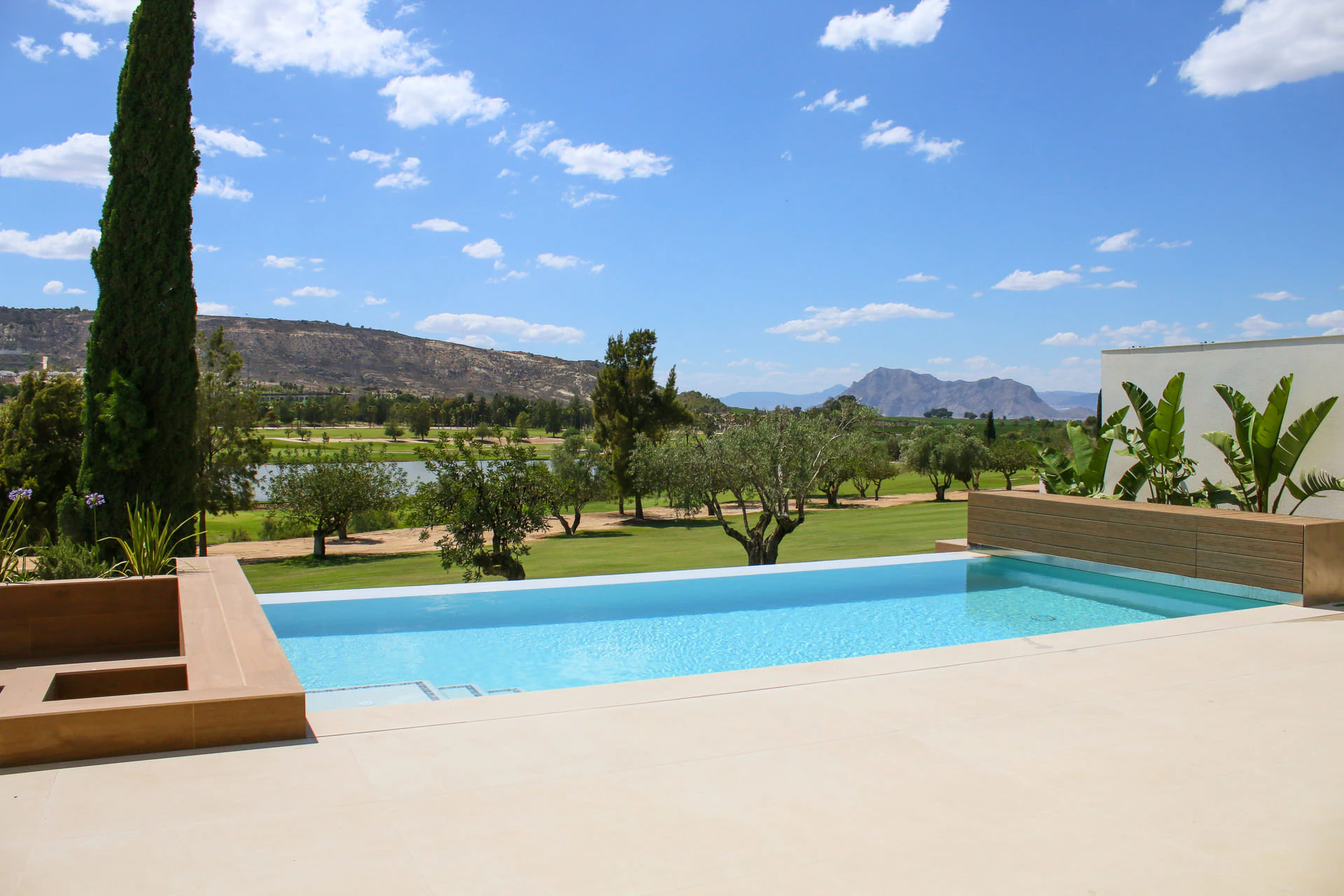 Villa à la vente à La Finca Golf