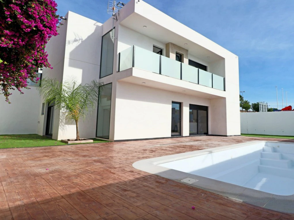 Villa à la vente à Fortuna