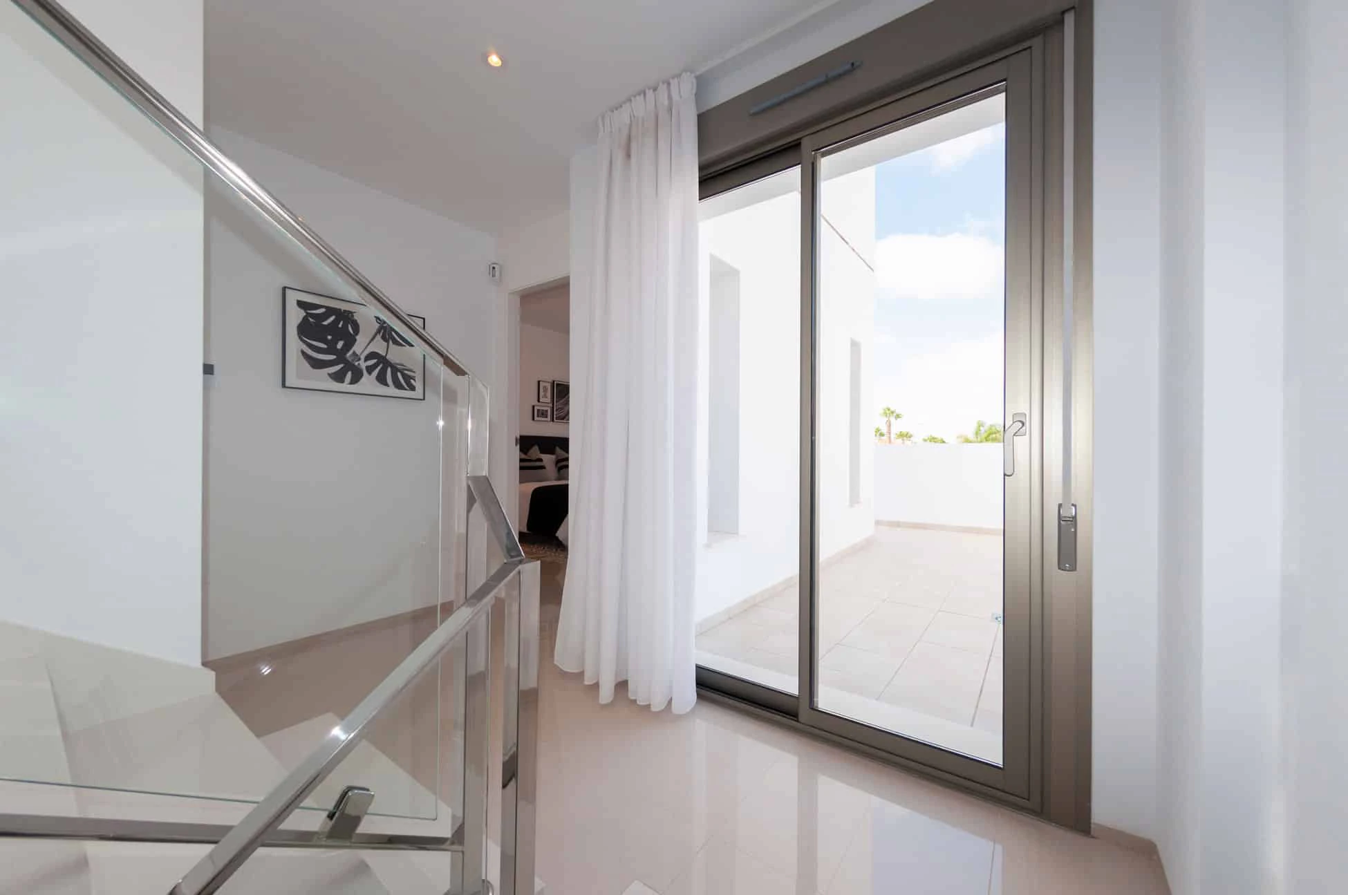 Villa for sale in Los Alcázares
