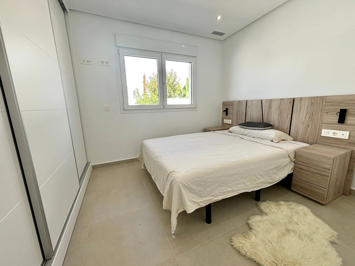 Villa for sale in Rojales