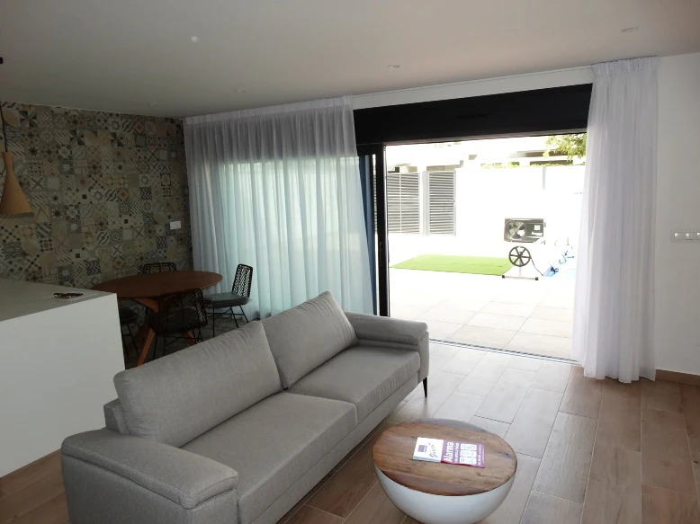 Villa for sale in Pilar De La Horadada