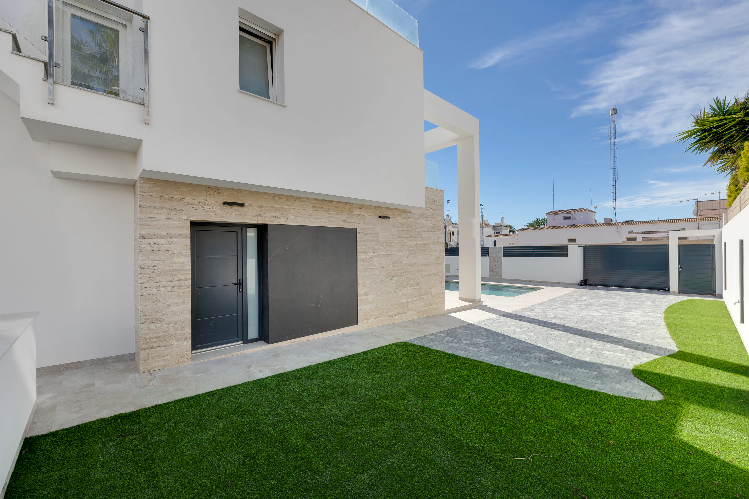 Villa for sale in Torrevieja