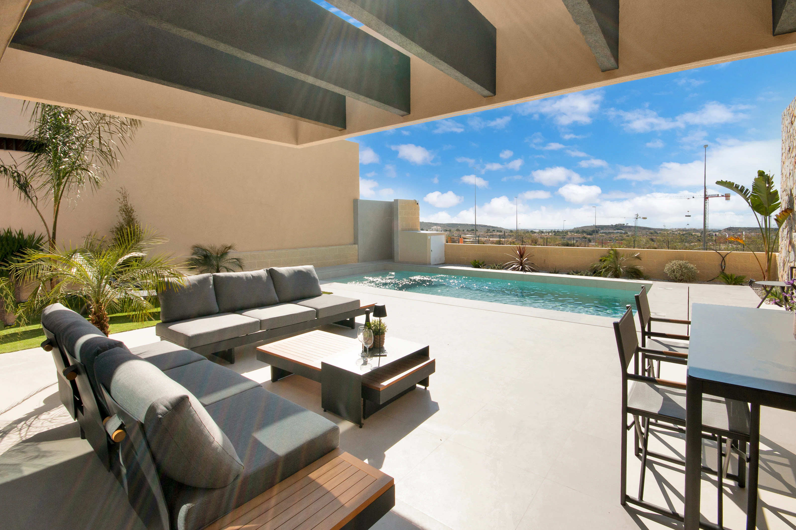 Villa te verkoop in Altaona Golf & Country Village