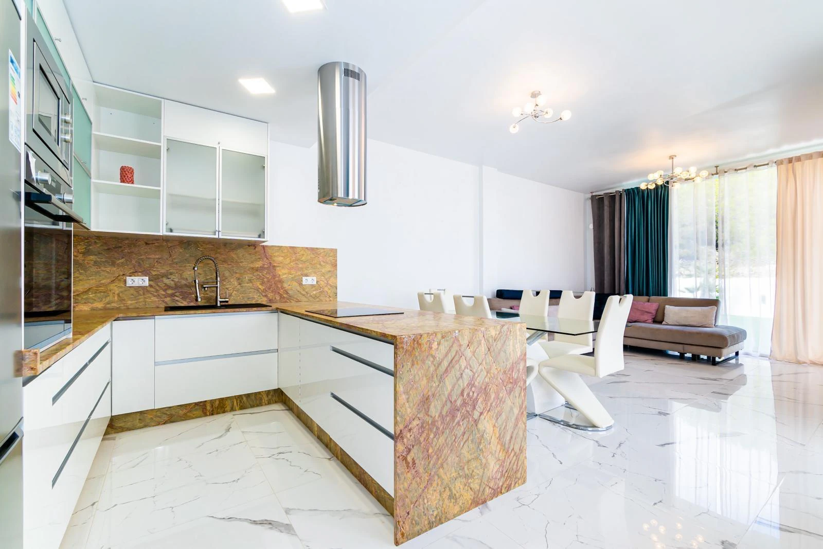Villa for sale in Orihuela