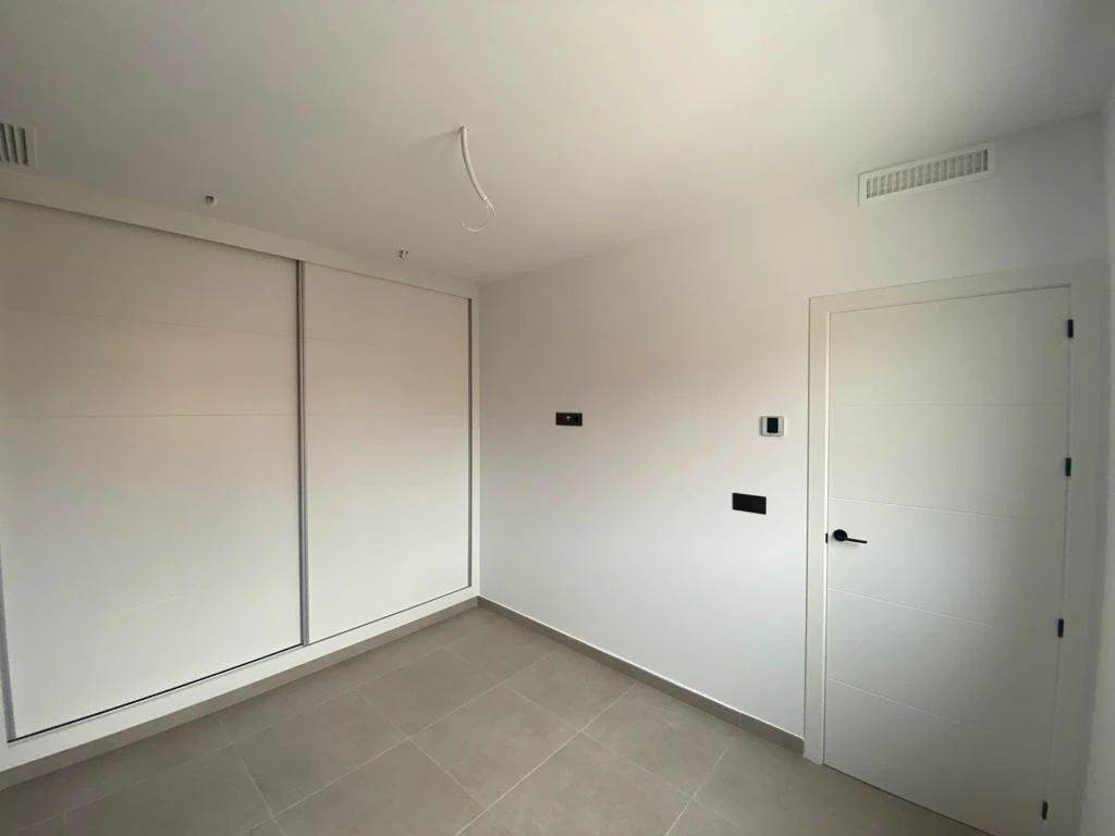 Villa for sale in Los Alcázares