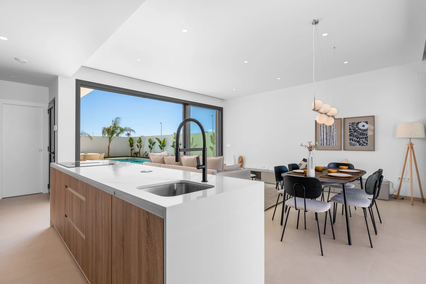 Villa for sale in Los Alcázares