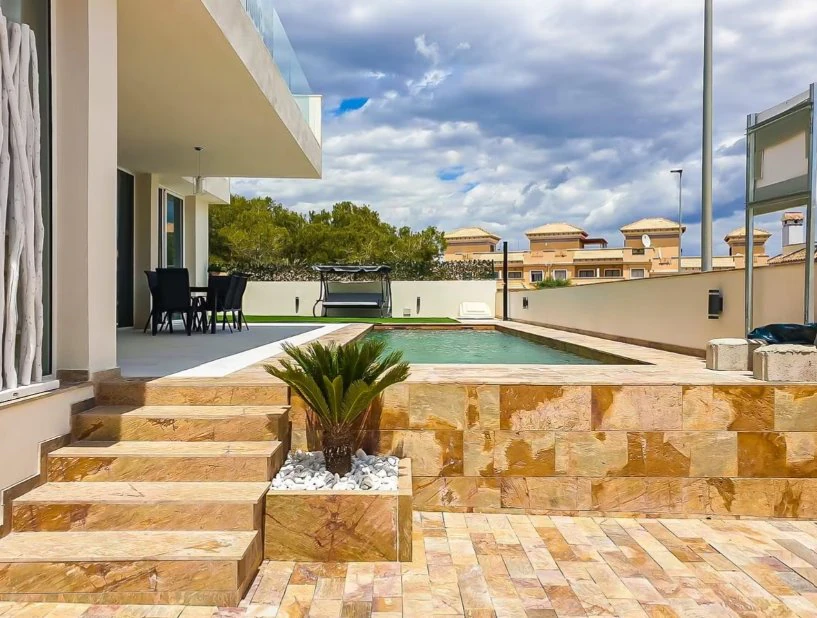 Villa for sale in Orihuela