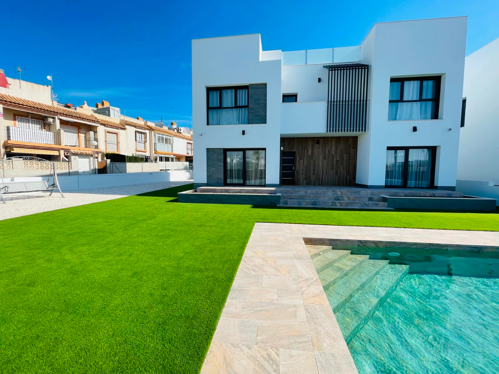 Villa for sale in Torrevieja